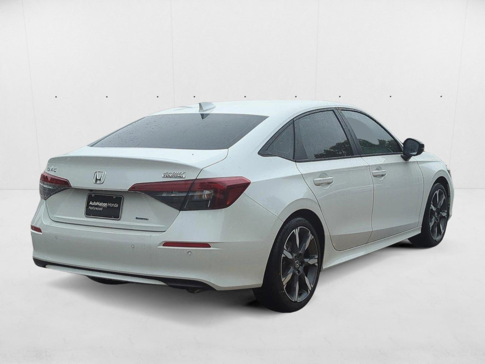 2025 Honda Civic Hybrid Sport Touring photo 2