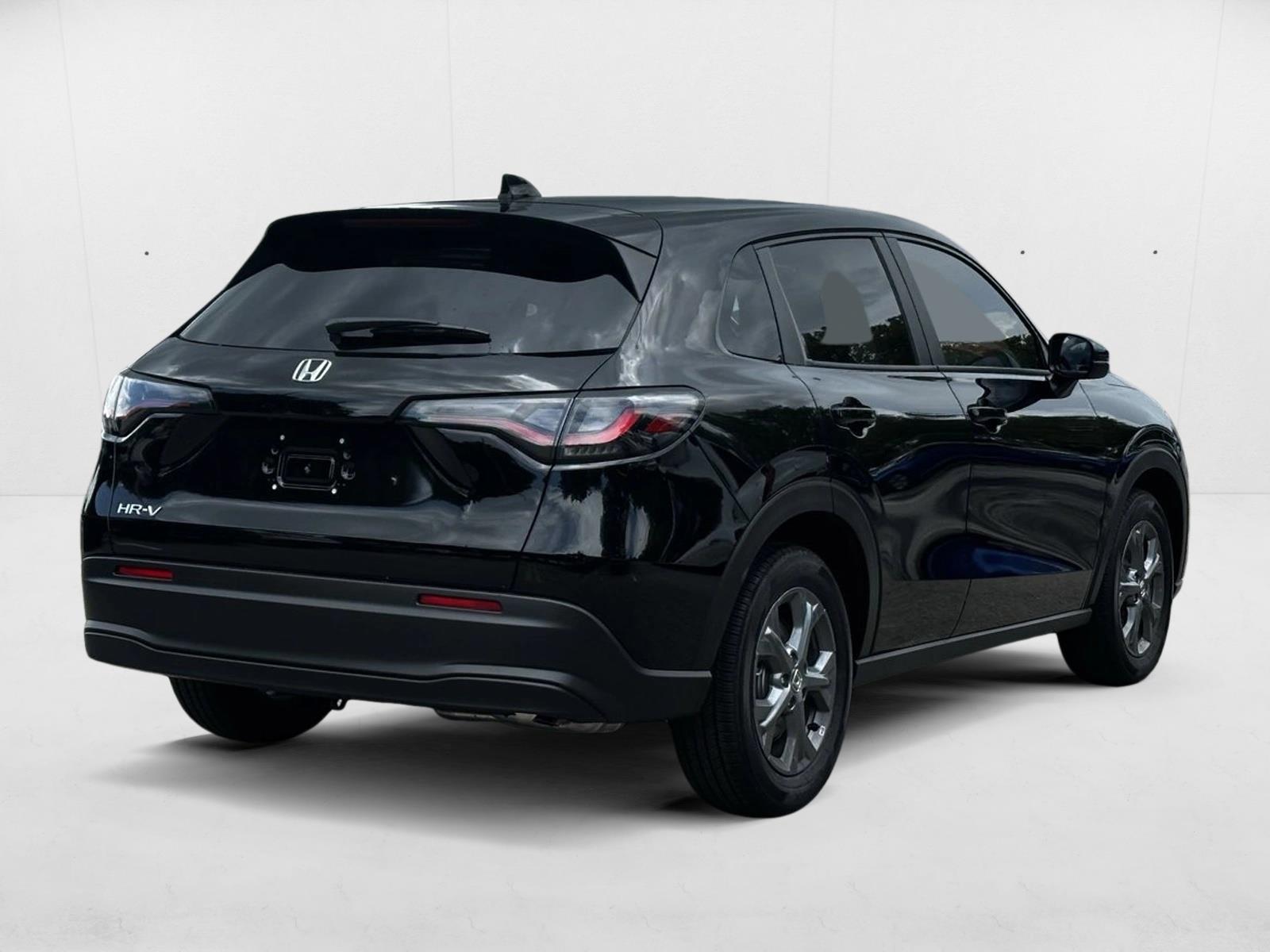 2026 Honda HR-V LX photo 2