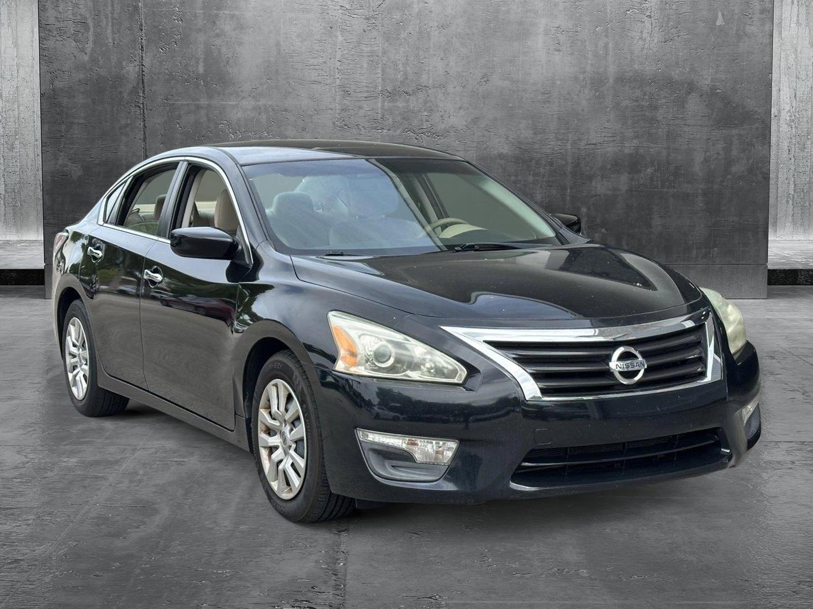 2015 Nissan Altima 2.5 photo 3