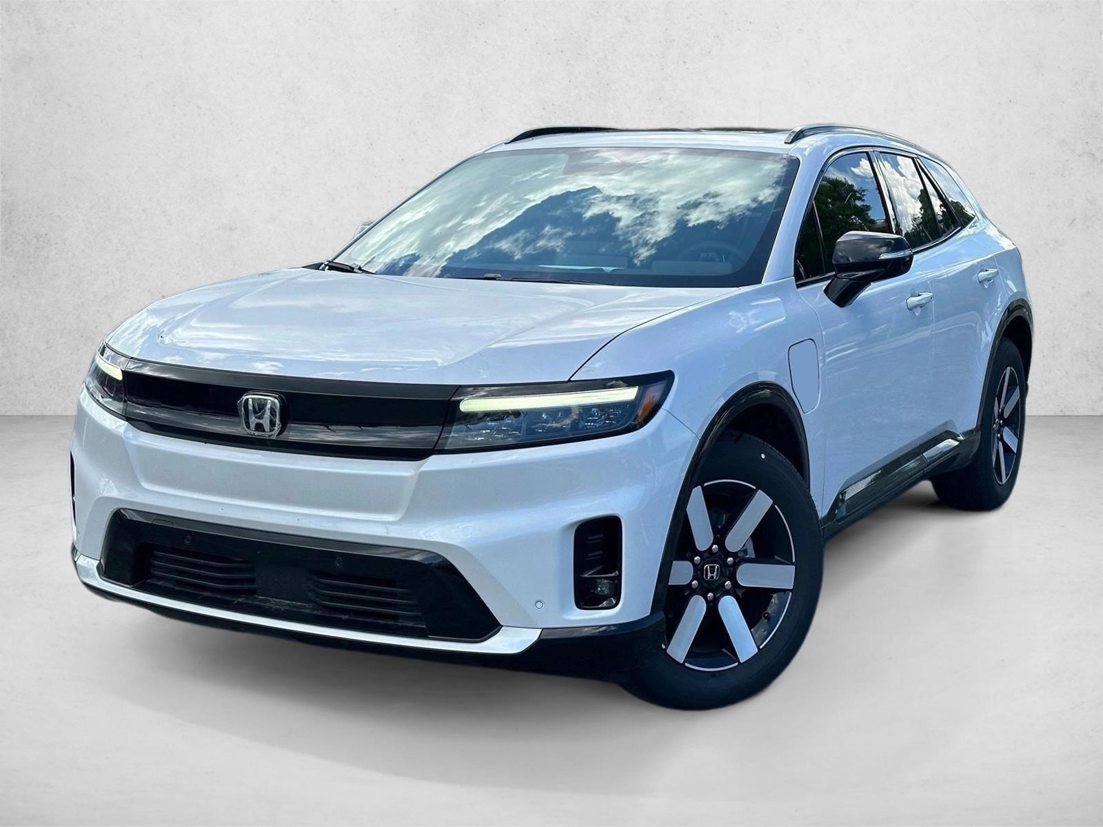 2026 Honda Prologue Touring's photo