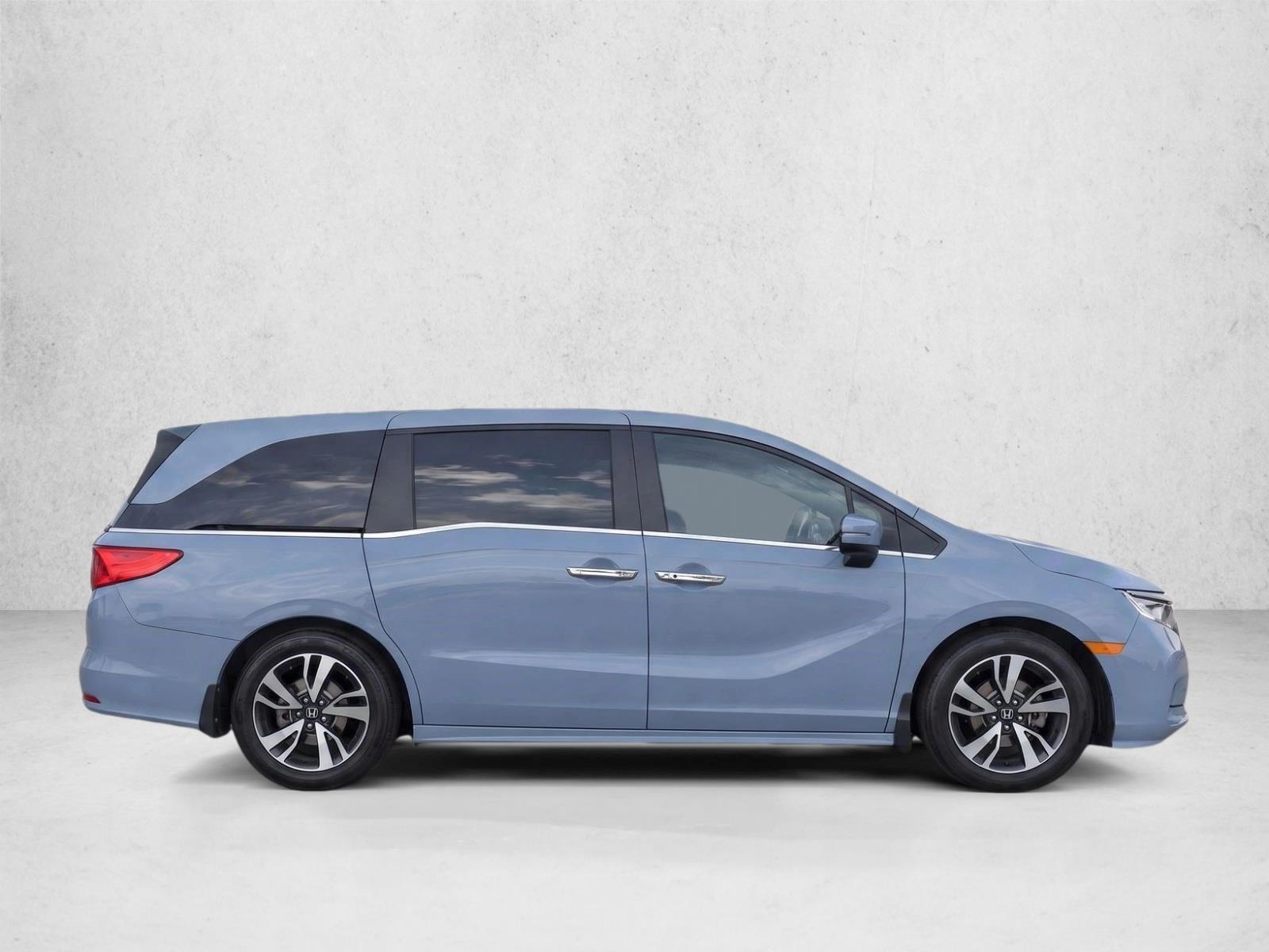 2024 Honda Odyssey Touring - Photo 8