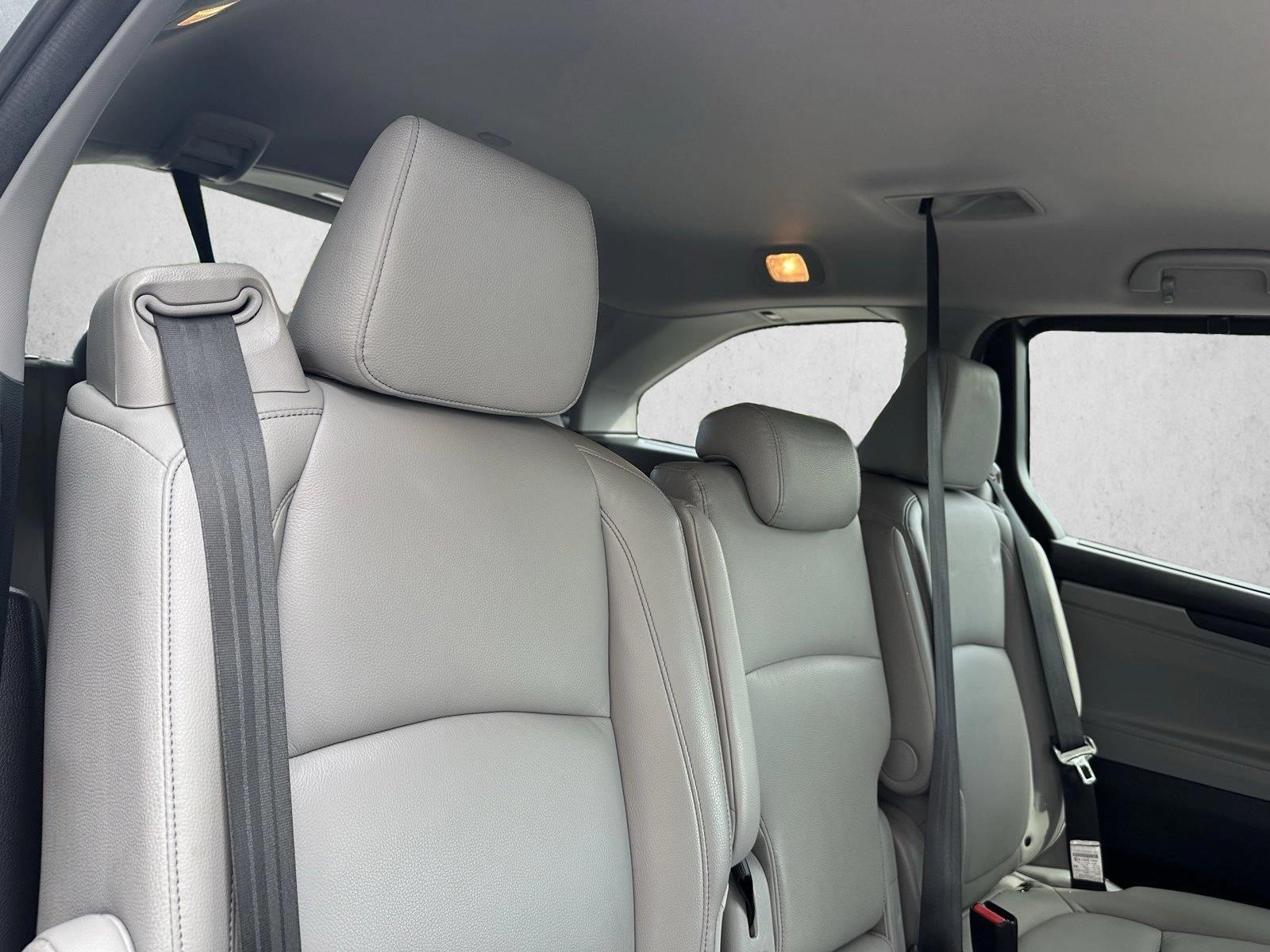 2024 Honda Odyssey EX-L - Photo 25
