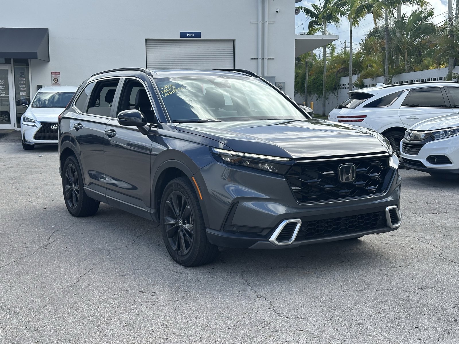 2024 Honda CR-V Hybrid Sport Touring photo 3