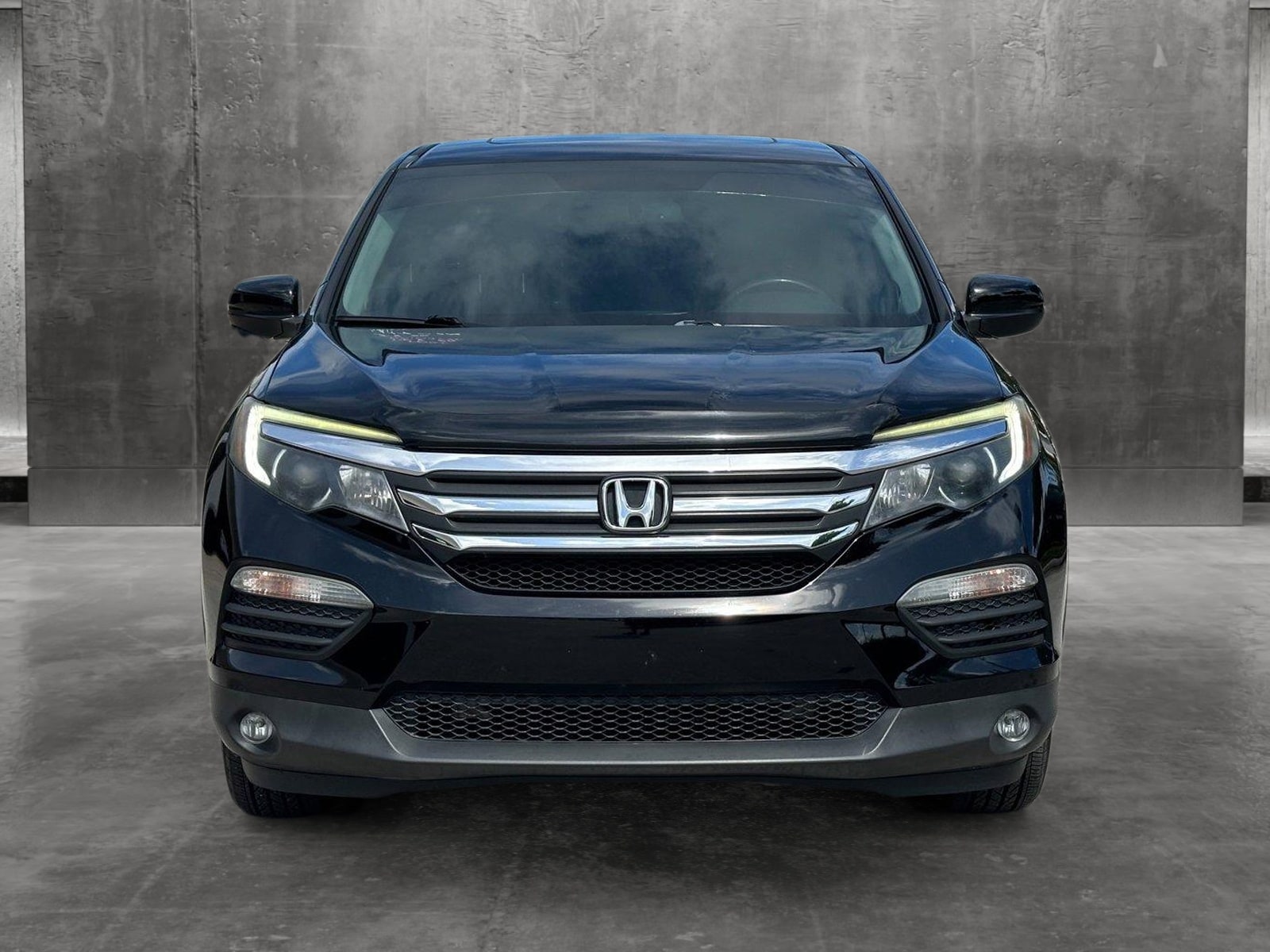 Used 2017 Honda Pilot EX-L with VIN 5FNYF5H53HB022618 for sale in Hollywood, FL