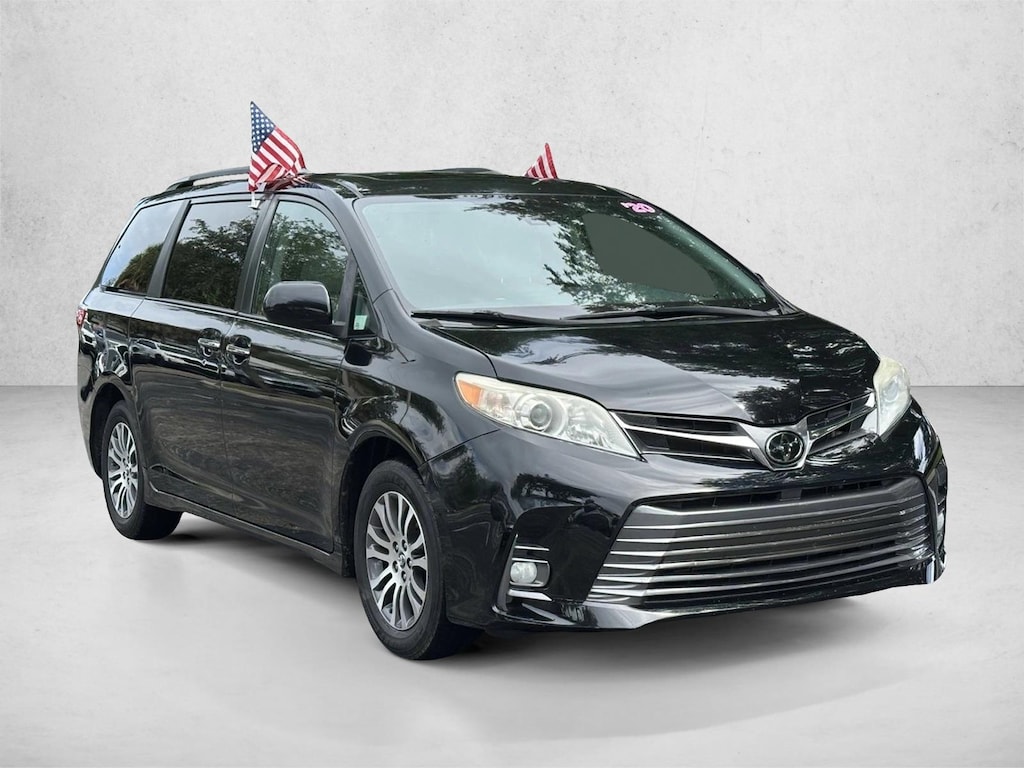 Used 2020 Toyota Sienna XLE 8 Passenger Van