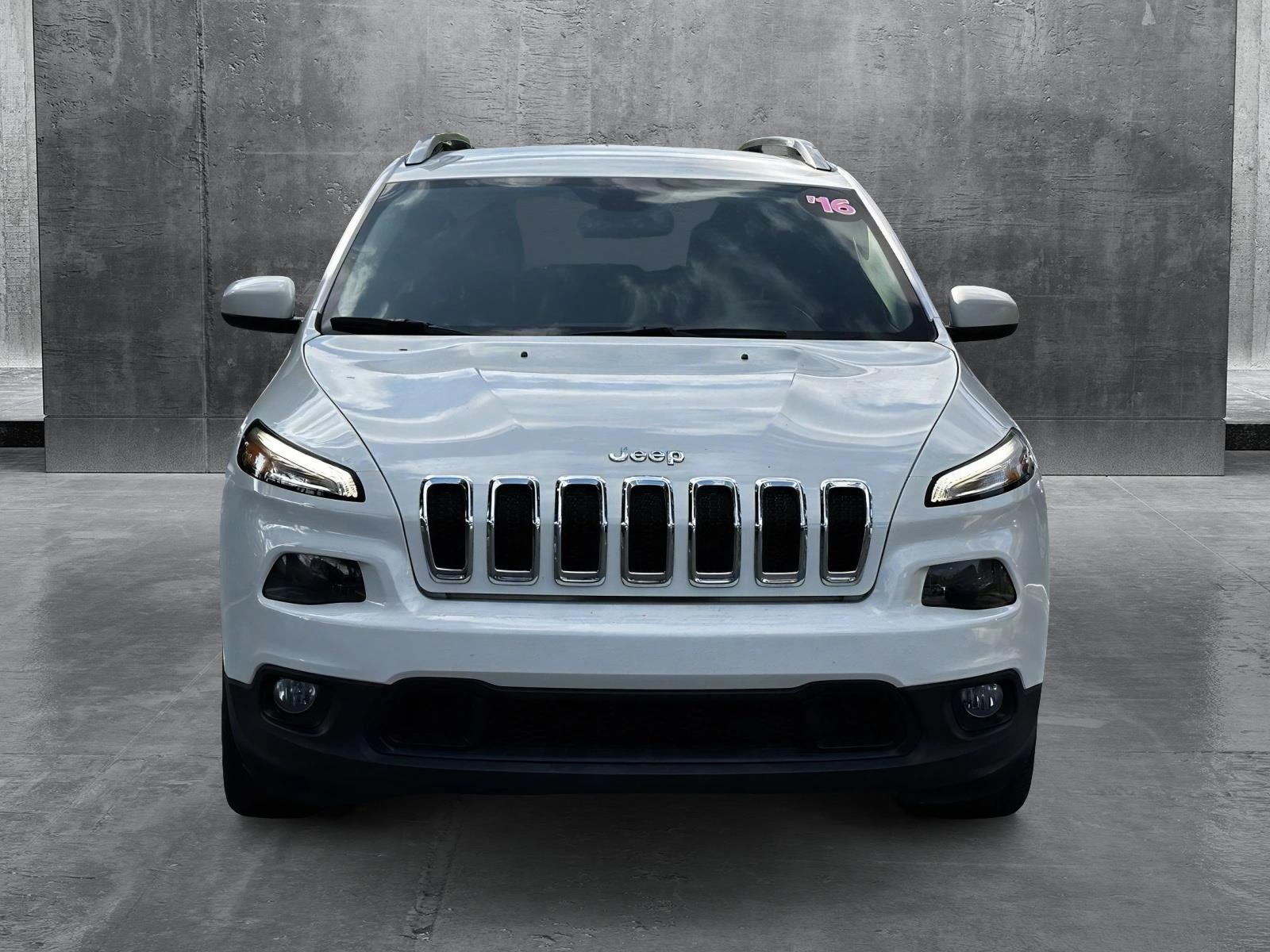 Used 2016 Jeep Cherokee Latitude with VIN 1C4PJLCB5GW319878 for sale in Hollywood, FL
