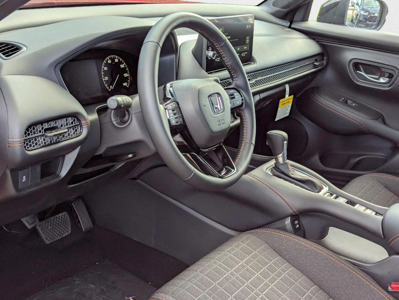 2026 Honda HR-V Sport photo 3