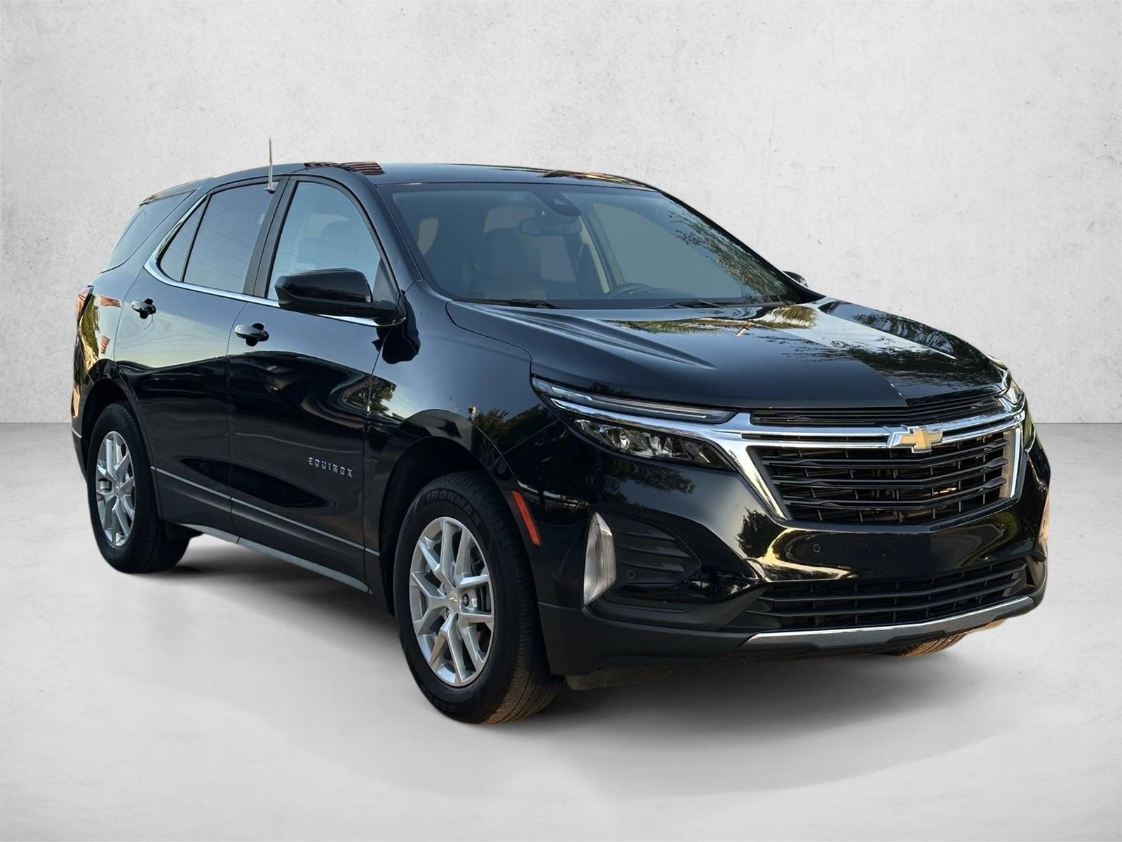 2024 Chevrolet Equinox photo 3