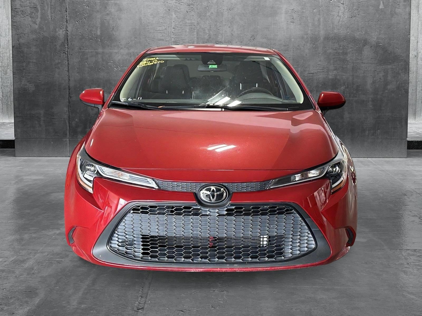 Used 2021 Toyota Corolla LE with VIN JTDEPMAEXMJ187590 for sale in Hollywood, FL