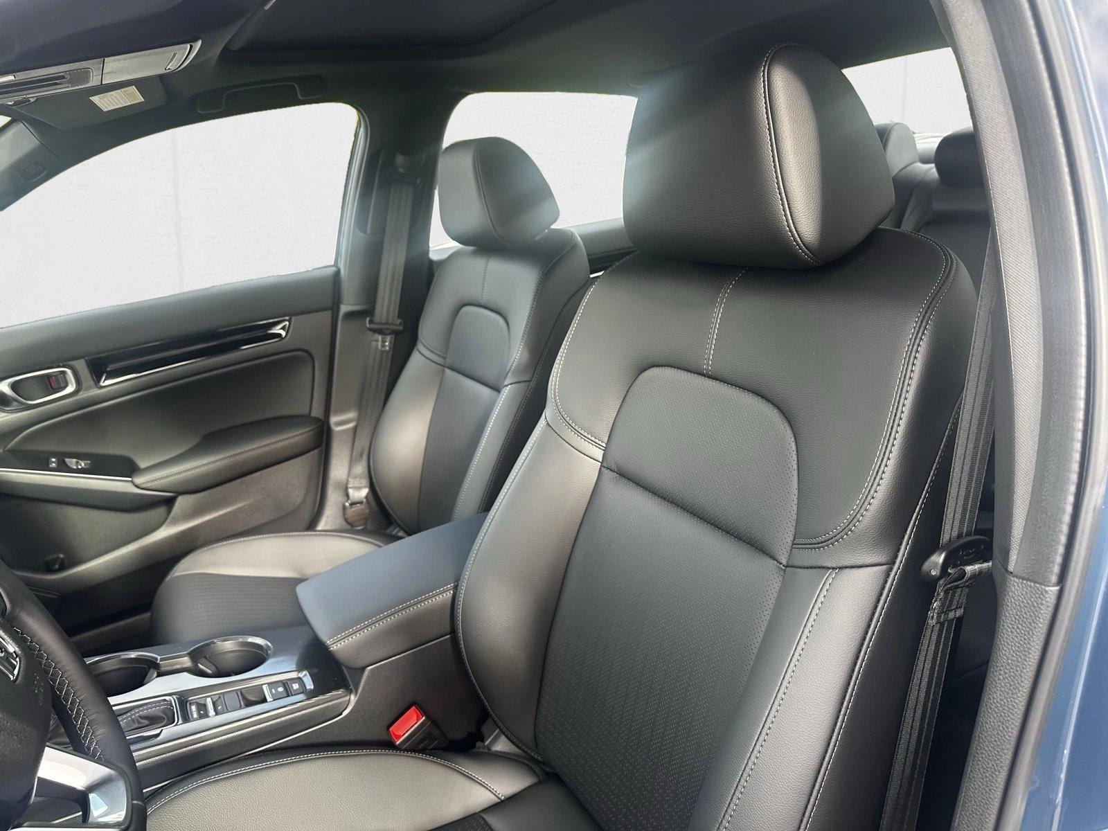 2026 Honda Civic Hybrid Sport Touring photo 4