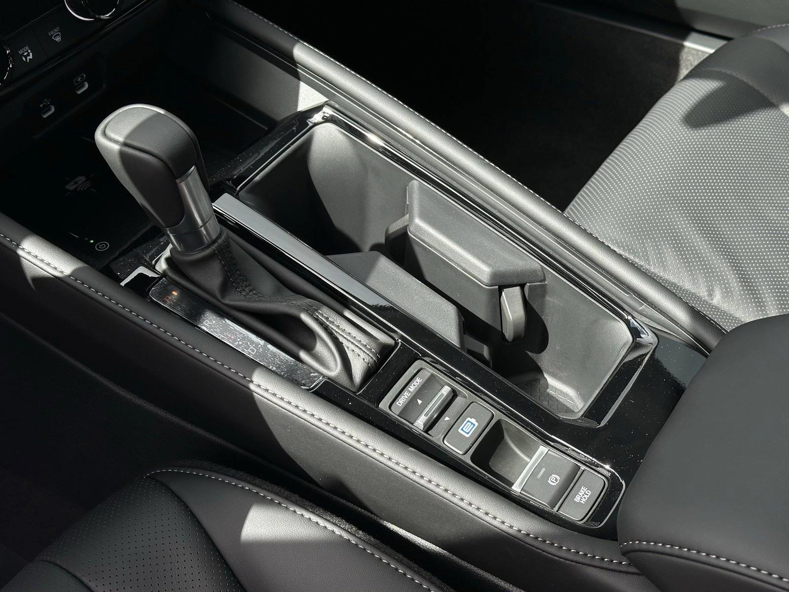 2026 Honda Accord Hybrid Touring - Photo 14