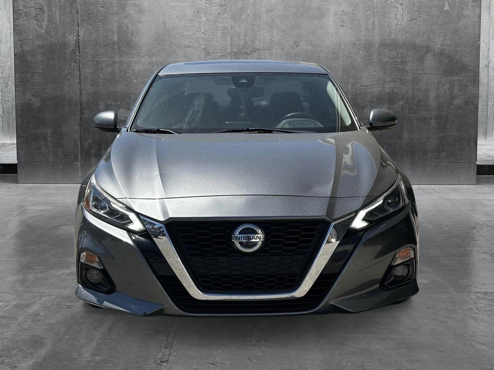 Used 2019 Nissan Altima SV with VIN 1N4BL4DVXKC145857 for sale in Hollywood, FL