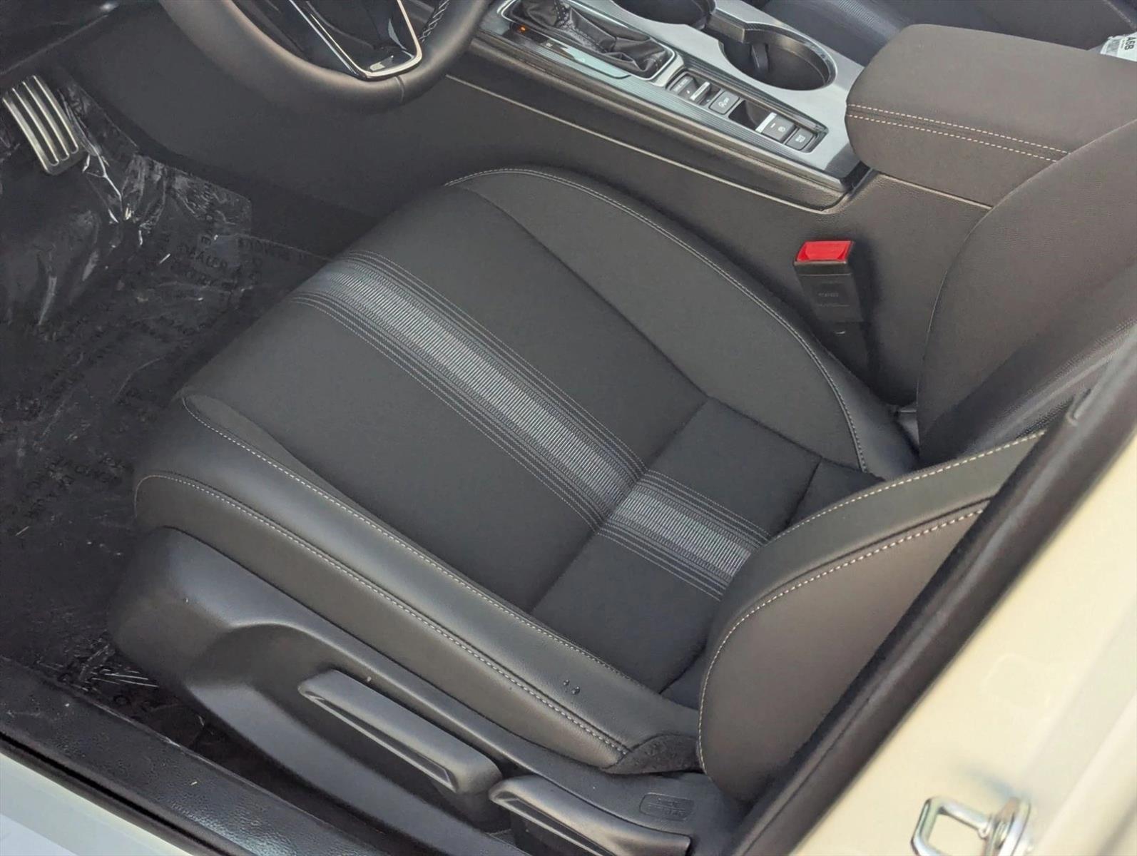 2026 Honda Civic Sport photo 3