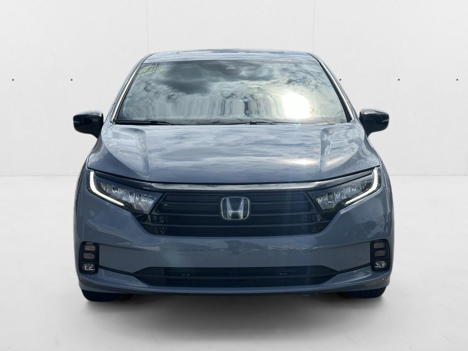 2023 Honda Odyssey Sport photo 2