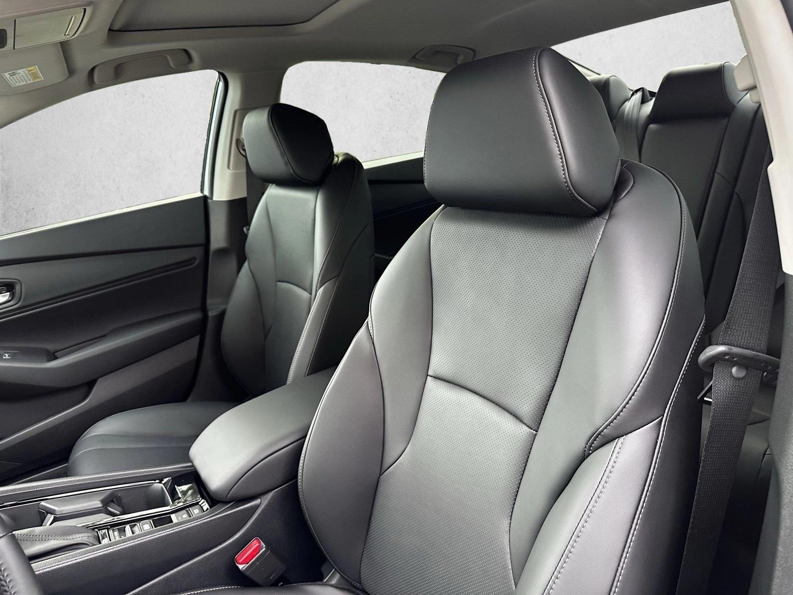 2025 Honda Accord Hybrid EX-L photo 4