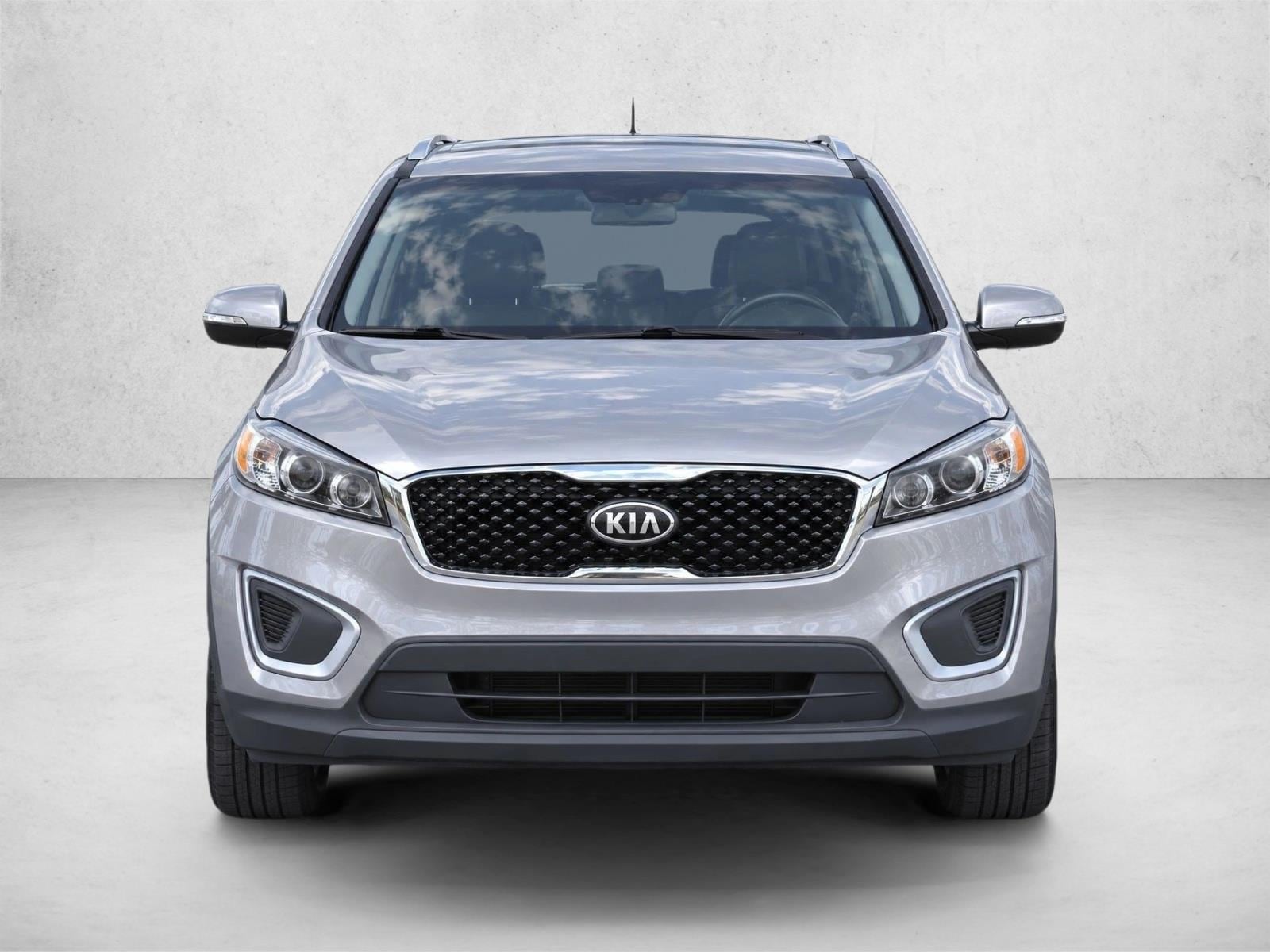Used 2017 Kia Sorento LX with VIN 5XYPG4A33HG263289 for sale in Hollywood, FL