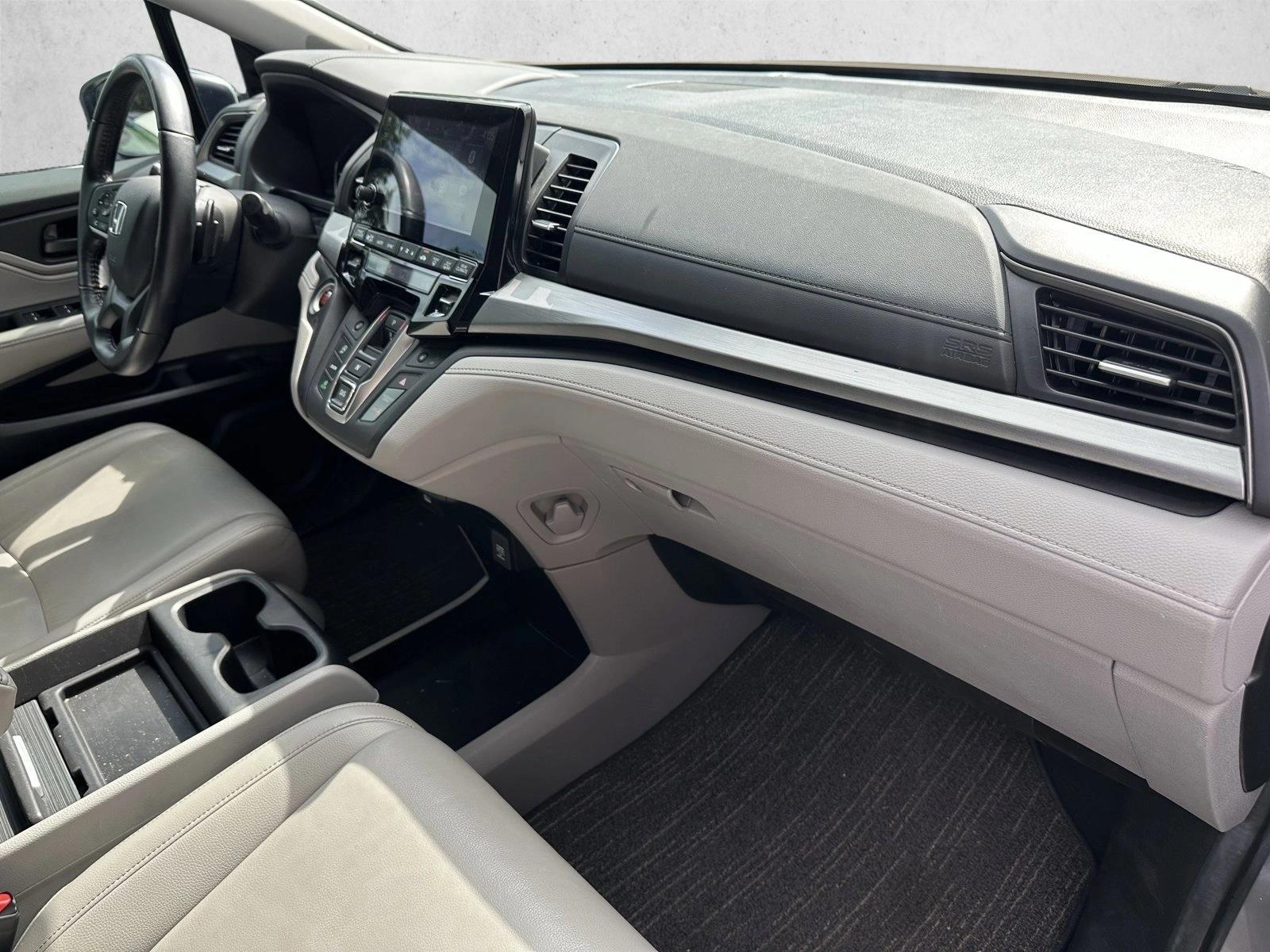 2024 Honda Odyssey EX-L - Photo 28
