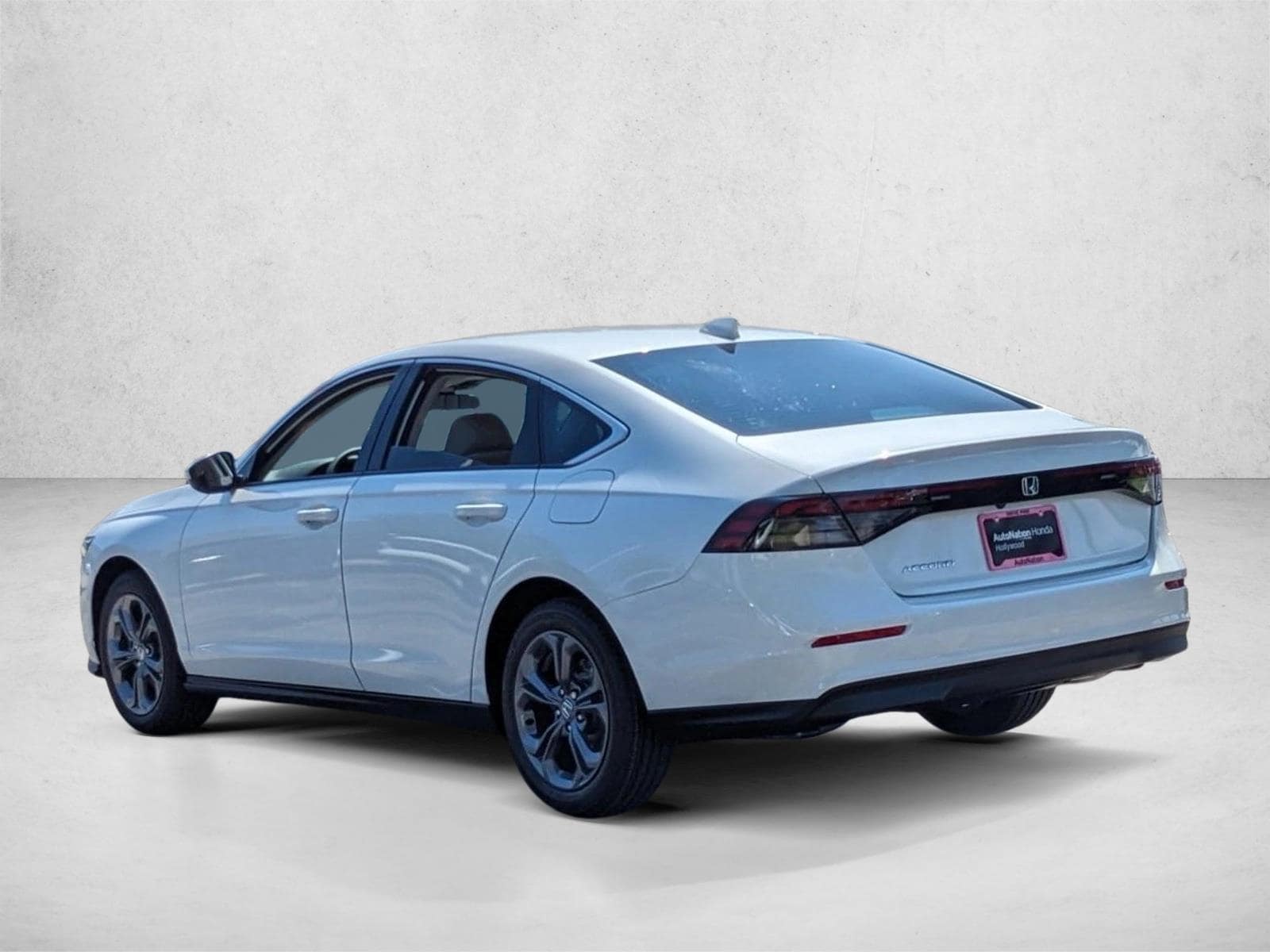 2025 Honda Accord LX - Photo 9