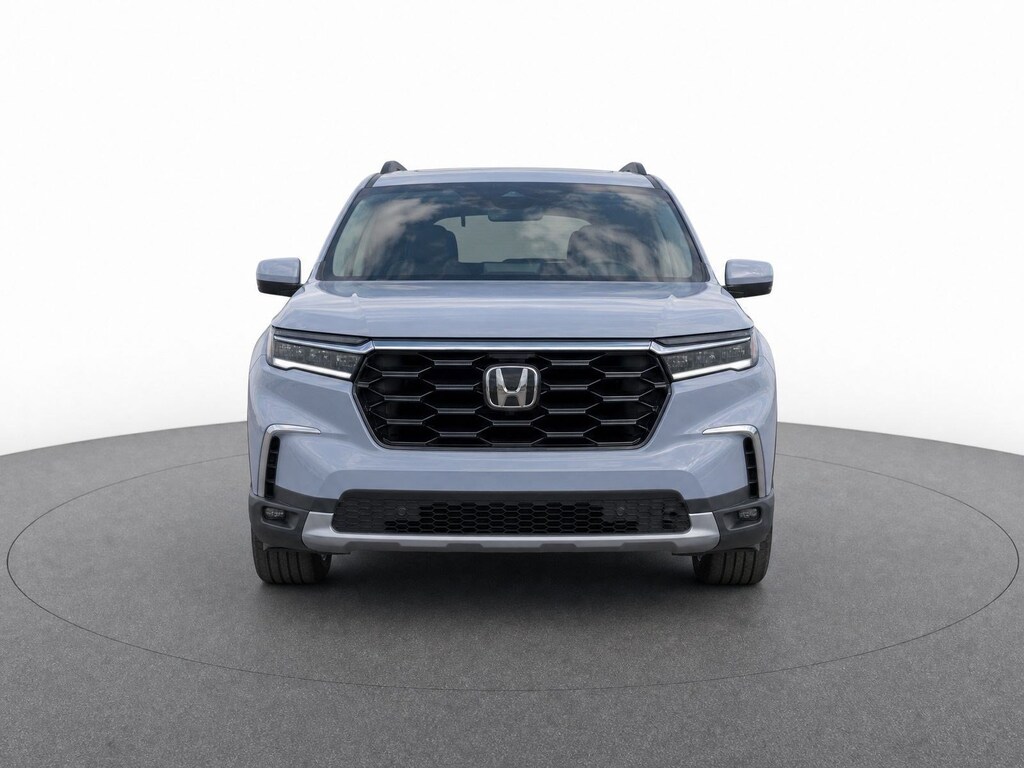 Used 2025 Honda Pilot Touring SUV