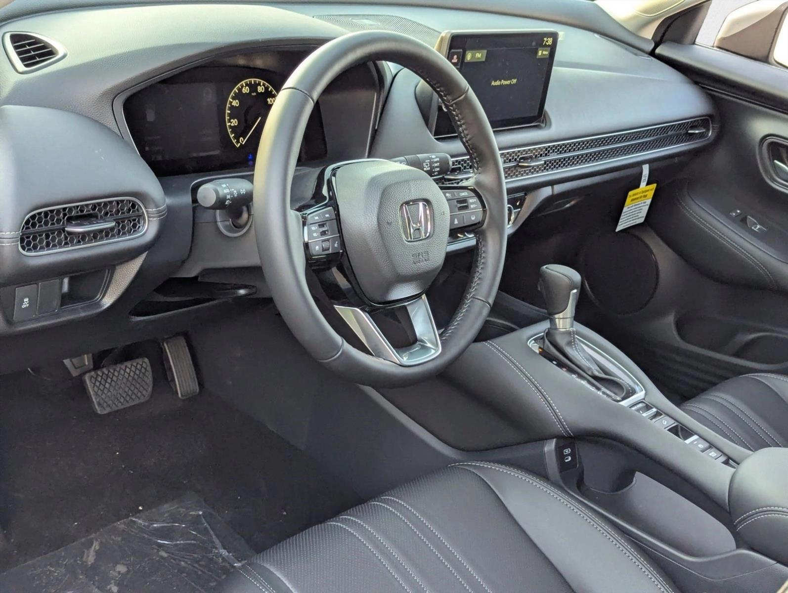 2026 Honda HR-V EX-L photo 3