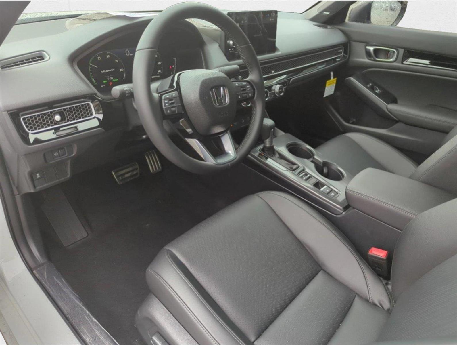 2025 Honda Civic Hybrid Sport Touring photo 3