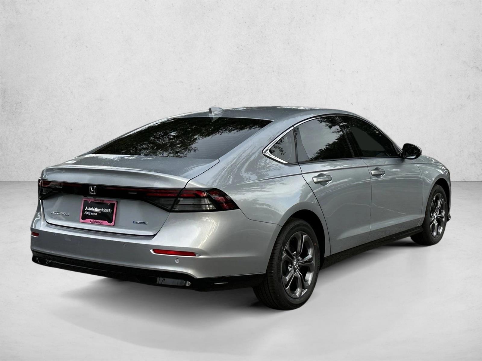 2025 Honda Accord Hybrid EX-L photo 2