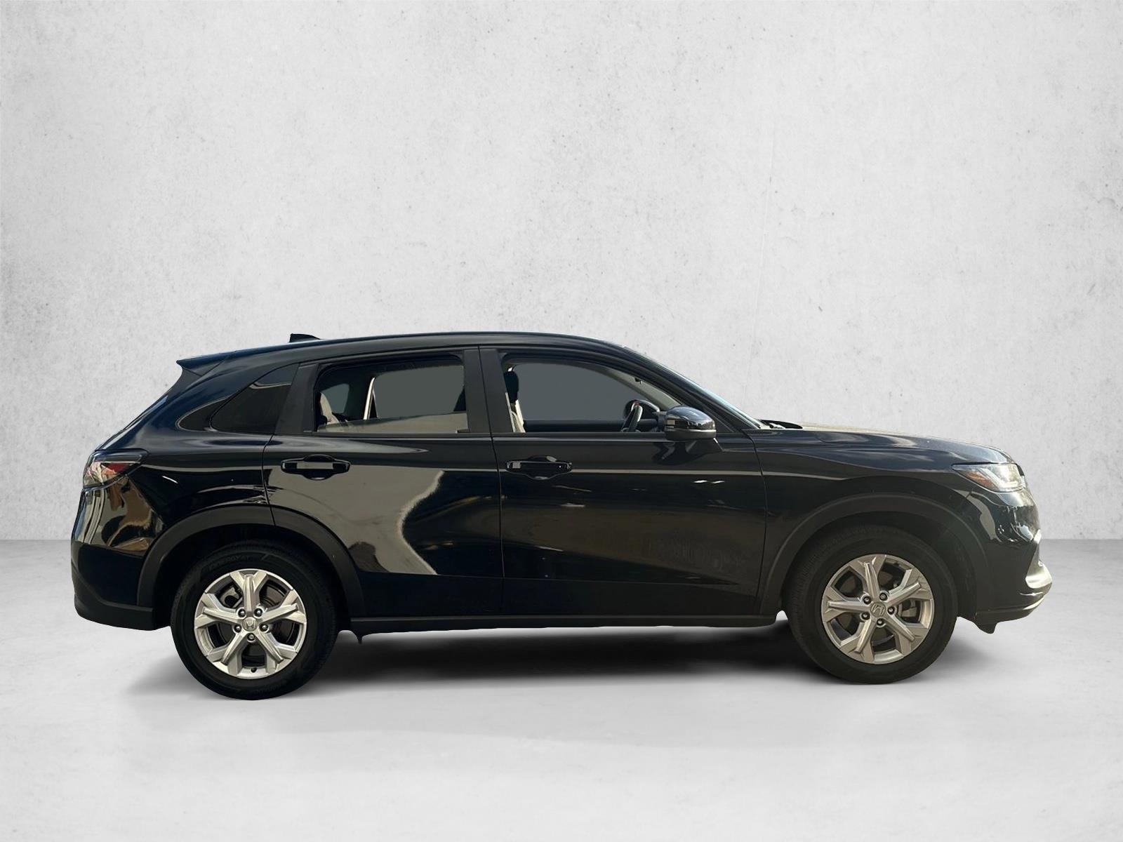 2024 Honda HR-V LX photo 4