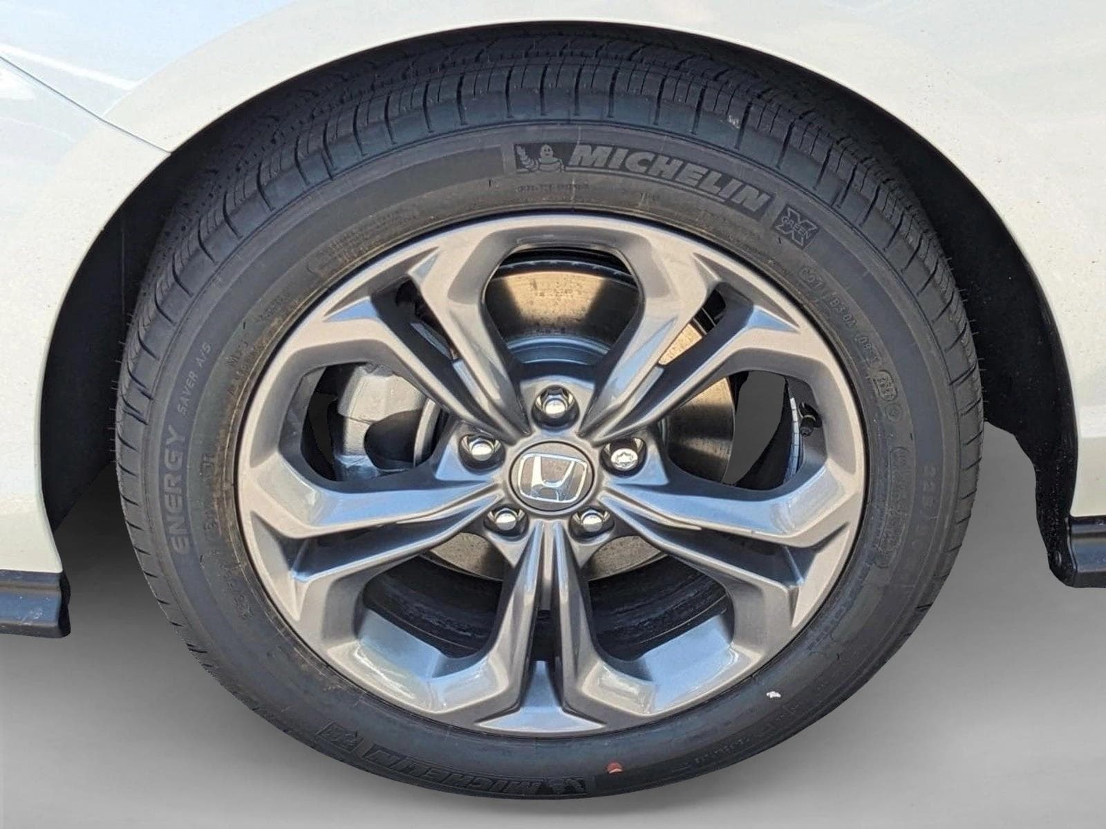 2025 Honda Accord LX - Photo 10