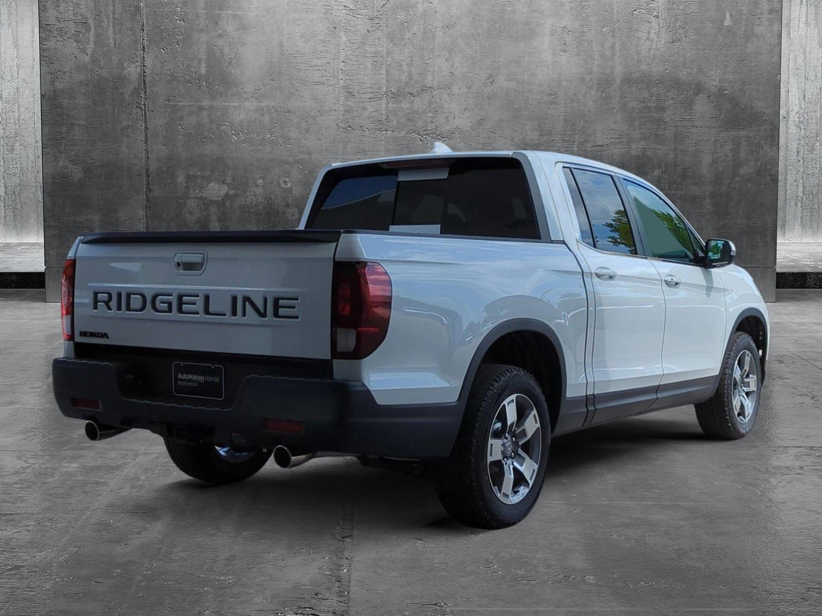 2025 Honda Ridgeline RTL photo 2