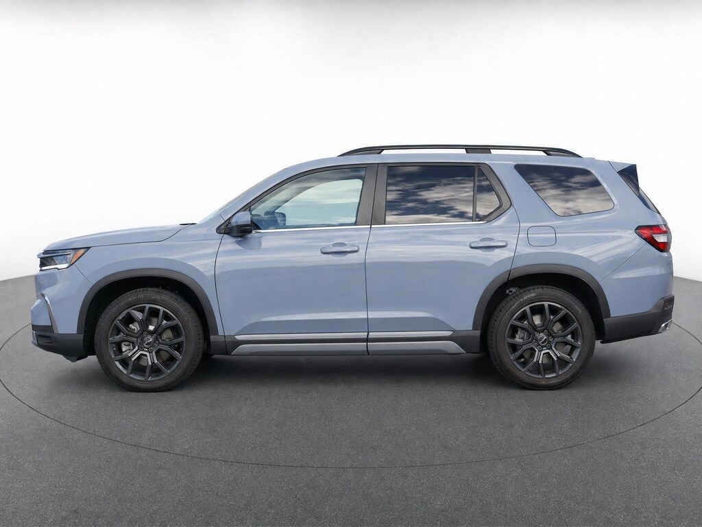 Used 2025 Honda Pilot Touring SUV