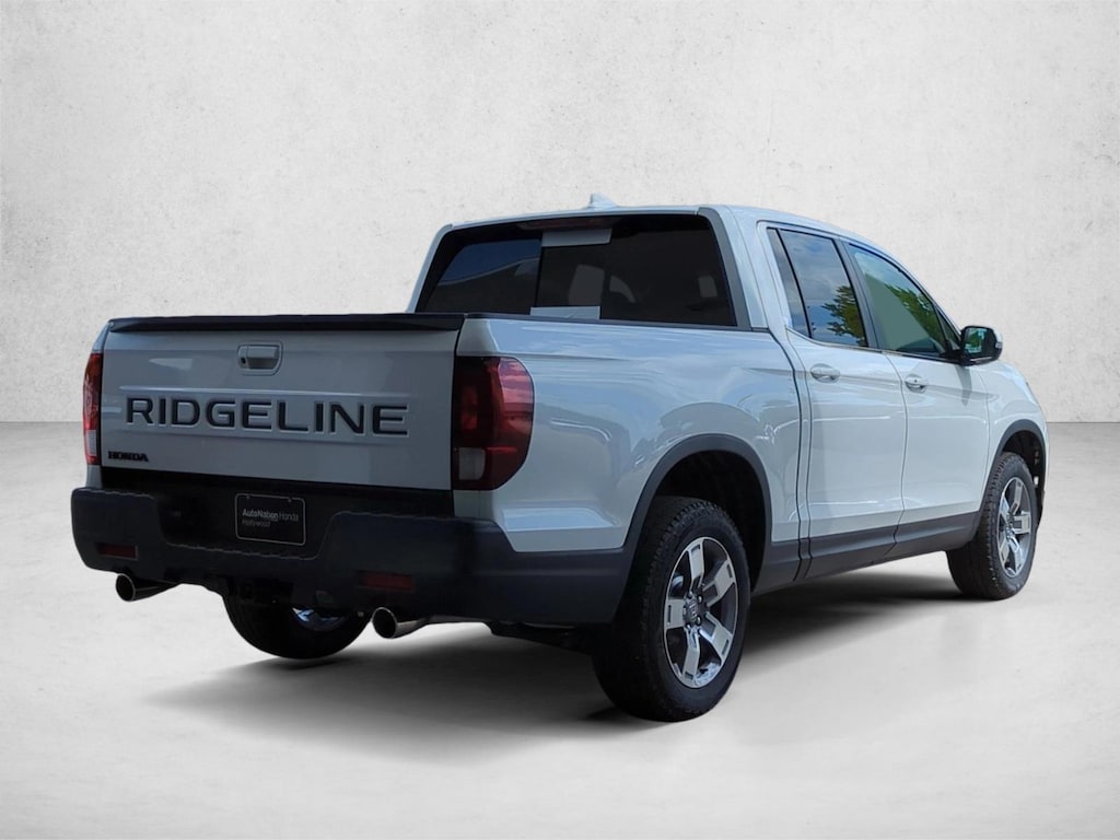 New 2026 Honda Ridgeline RTL Truck Crew Cab