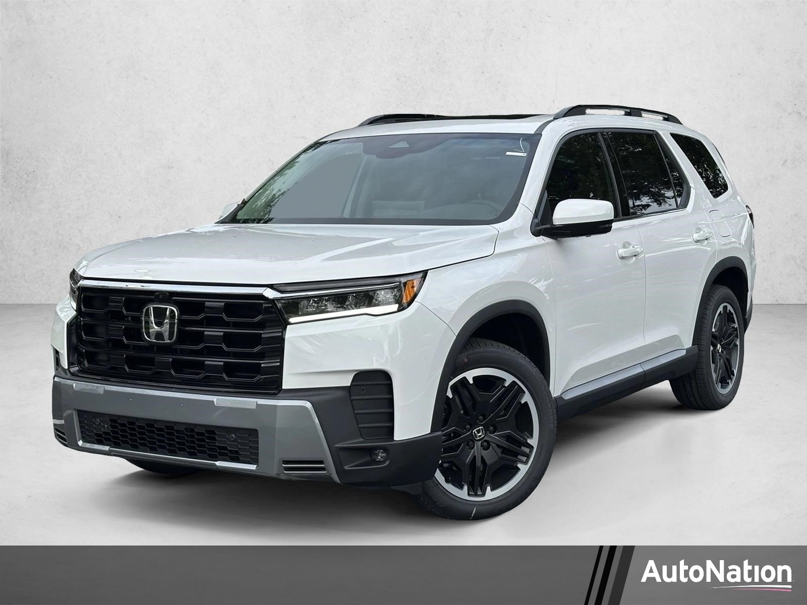 2026 Honda Pilot Touring AWD's photo