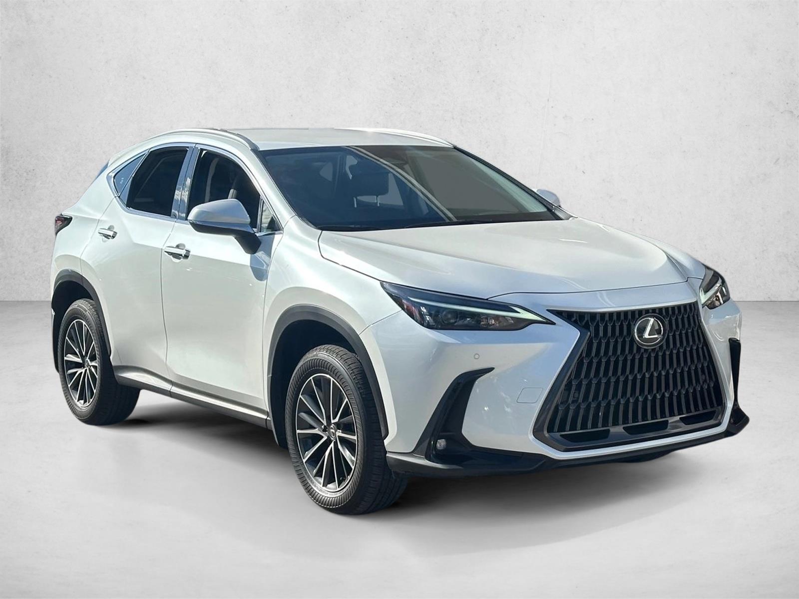 2025 Lexus NX 250 photo 3
