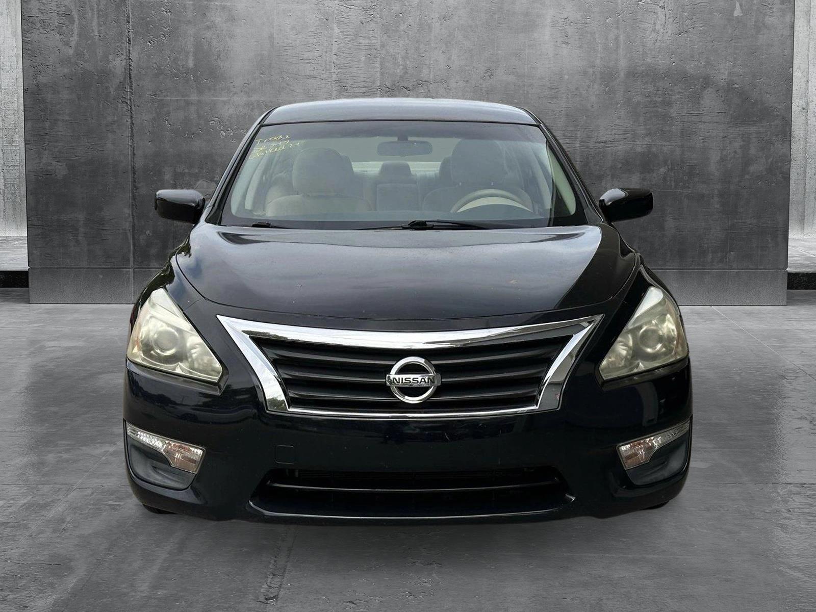 2015 Nissan Altima 2.5 photo 2