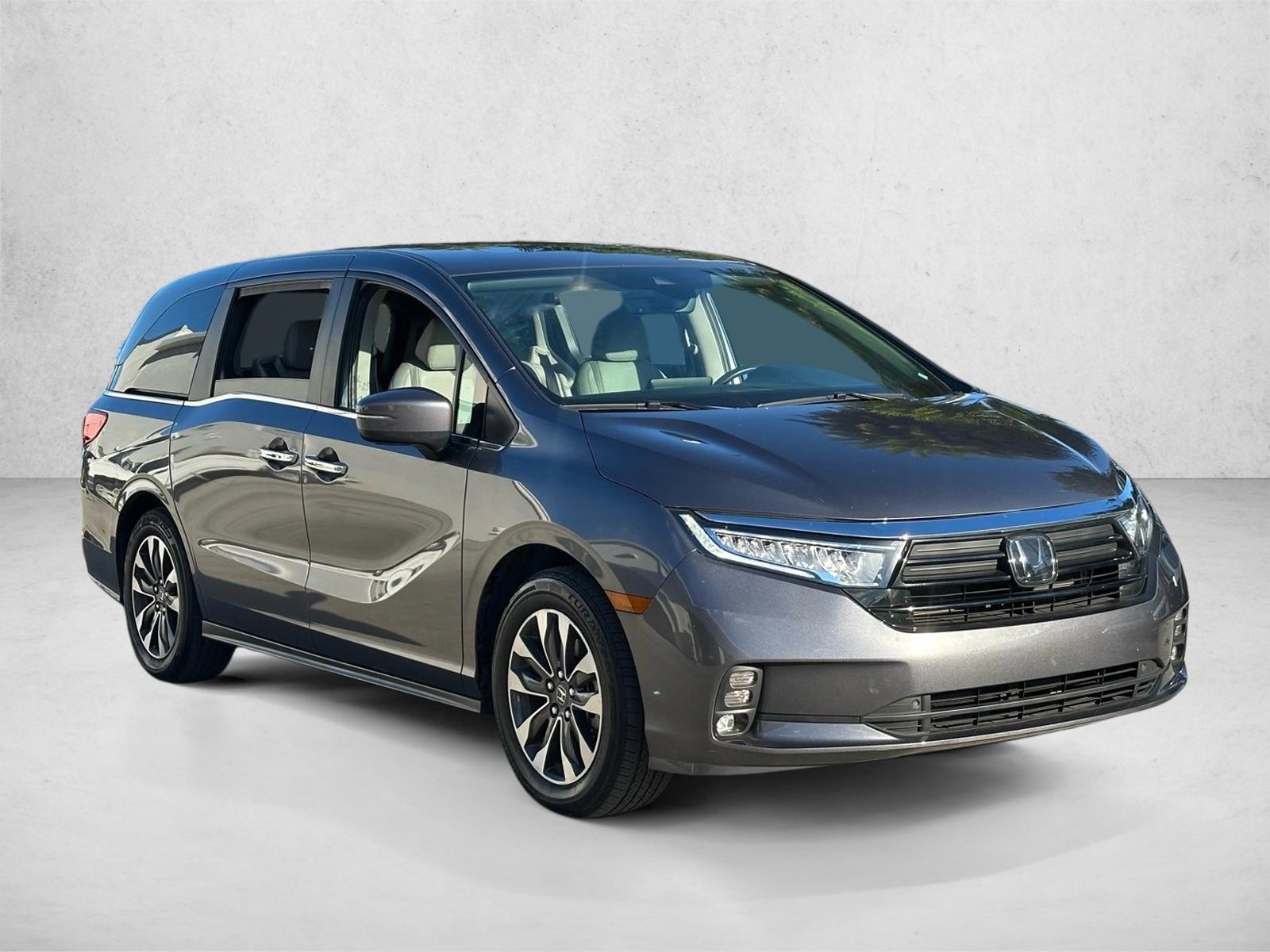 2024 Honda Odyssey EX-L photo 3
