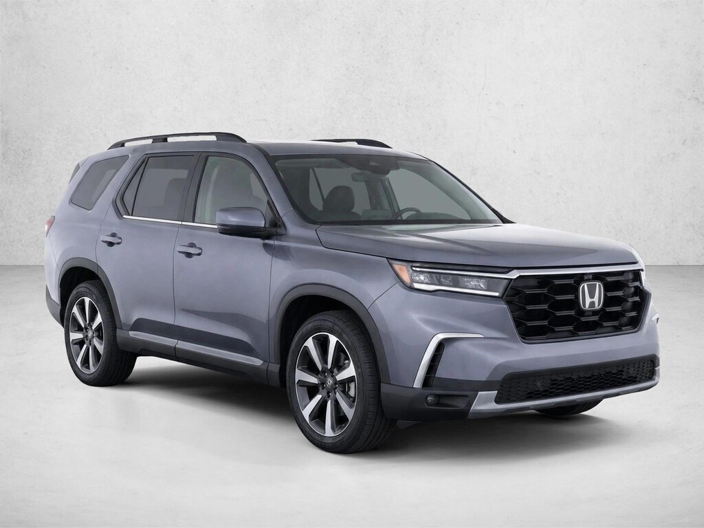 Used 2024 Honda Pilot Touring SUV