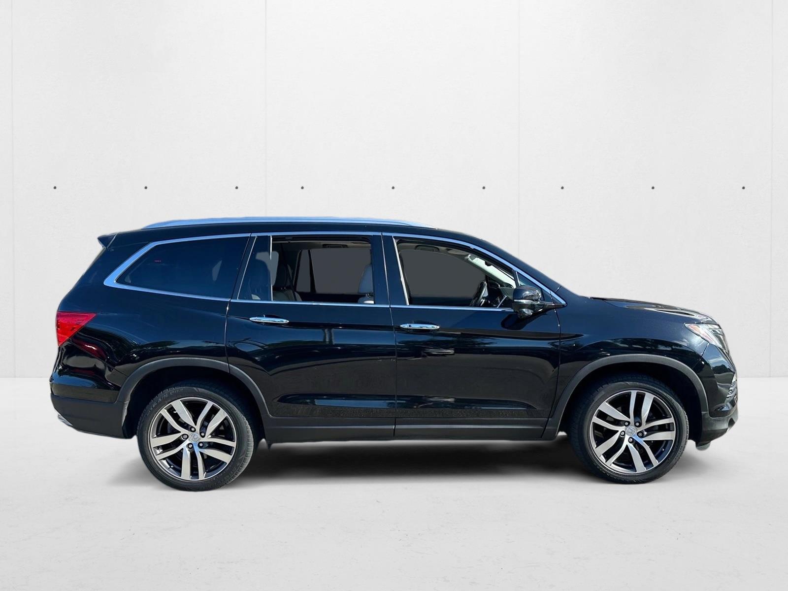 2016 Honda Pilot Touring photo 4