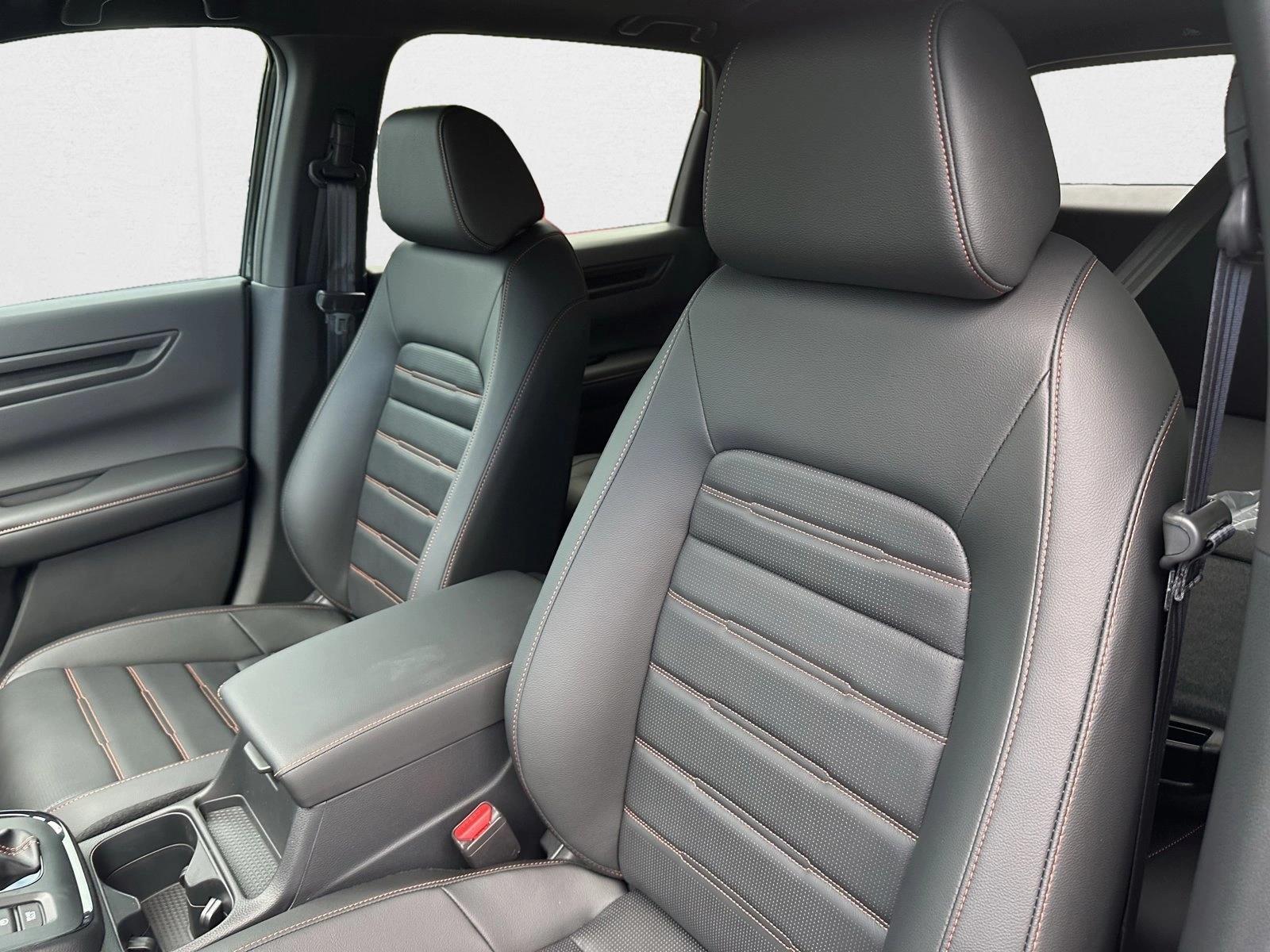 2026 Honda CR-V Hybrid Sport-L photo 2