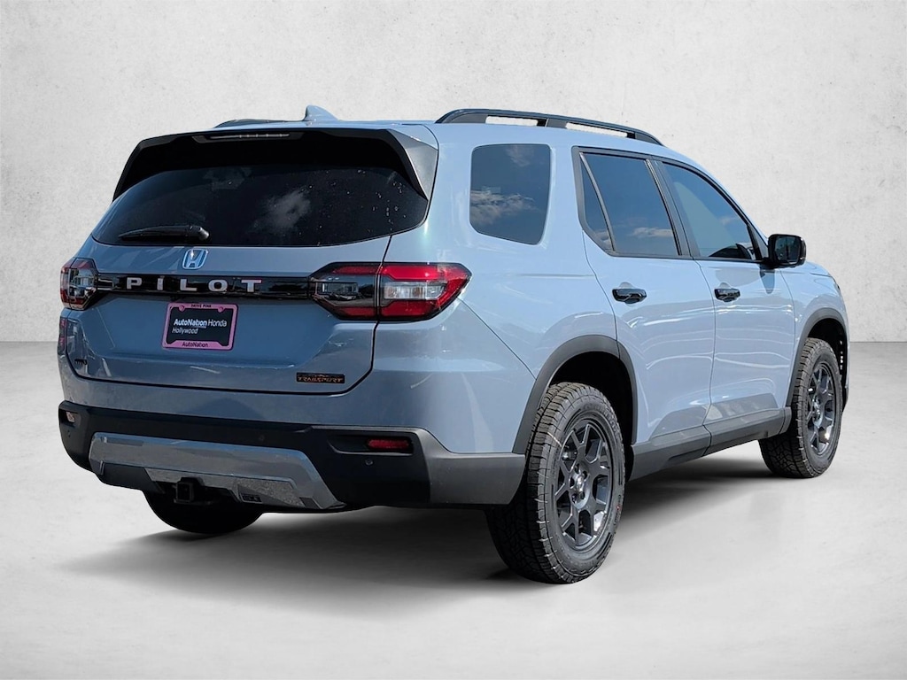 New 2026 Honda Pilot TrailSport SUV