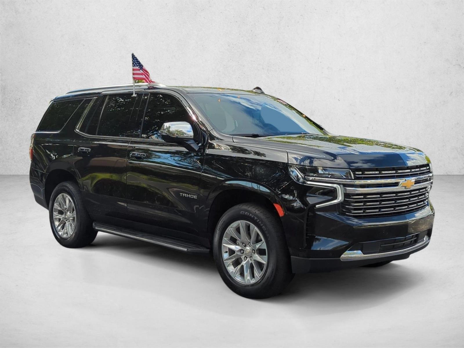 2023 Chevrolet Tahoe Premier photo 2