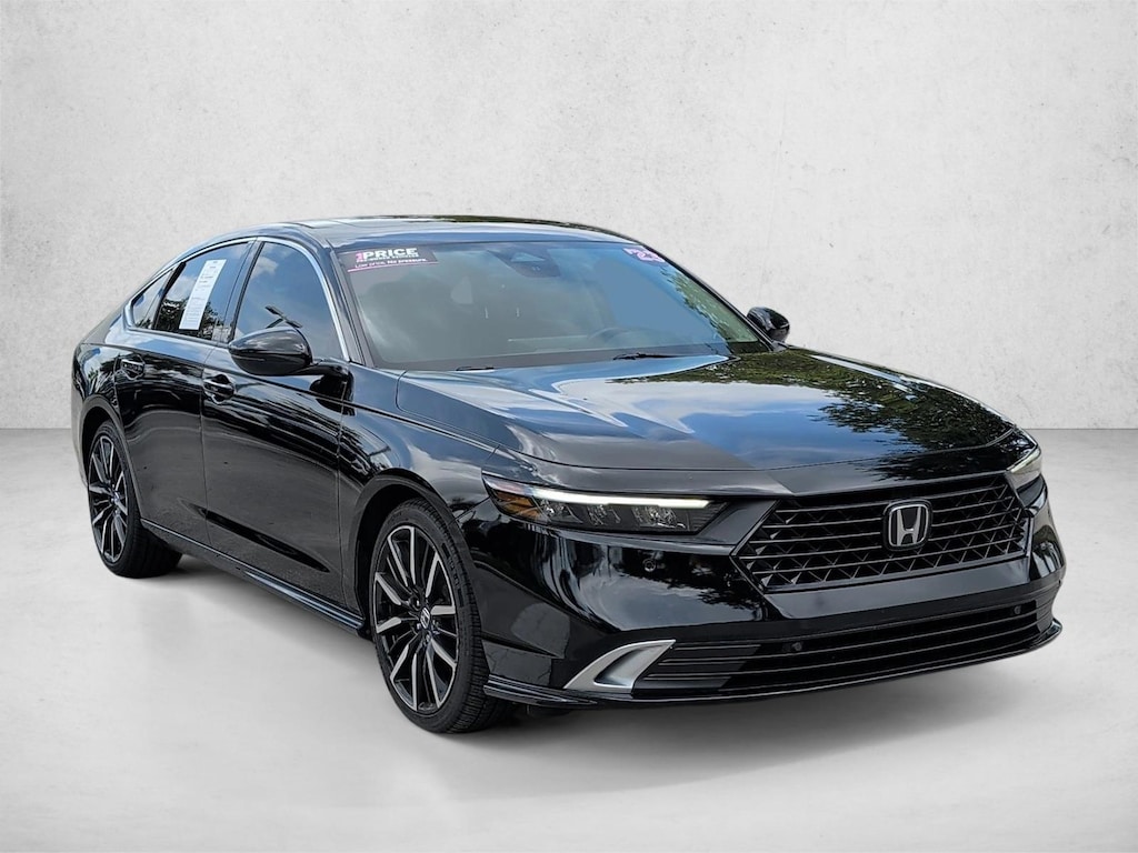 Used 2023 Honda Accord Hybrid Touring w/BSI Sedan