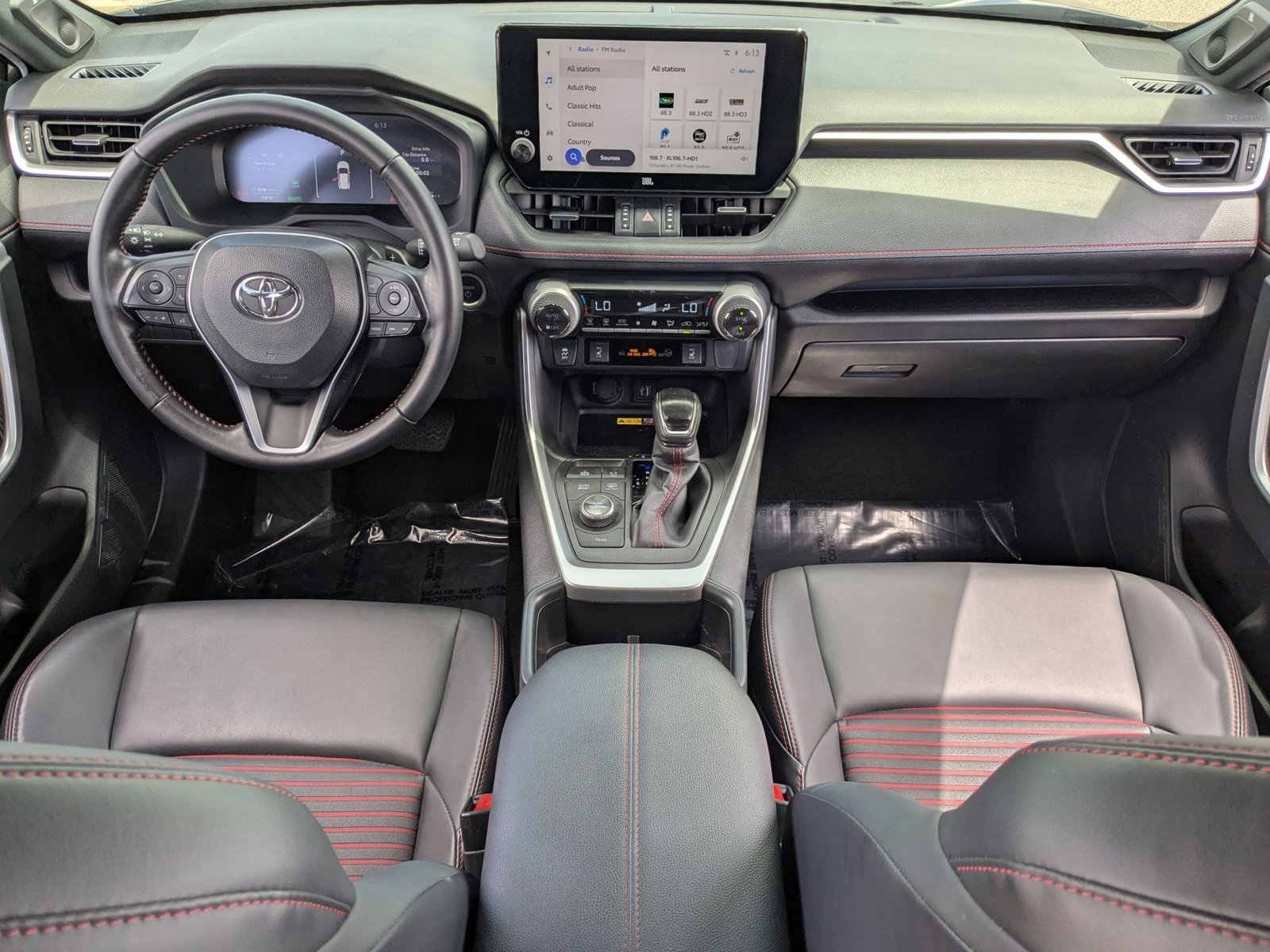 2023 Toyota RAV4 XSE - Photo 15