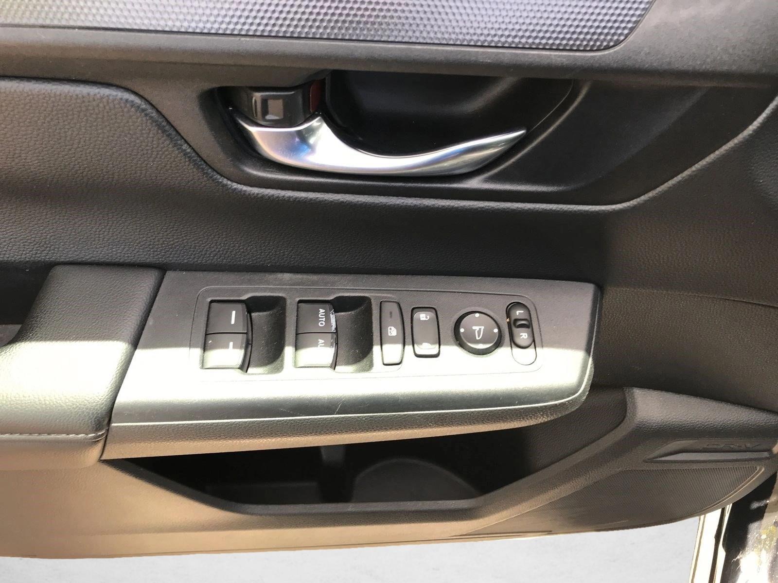 2025 Honda CR-V EX - Photo 13
