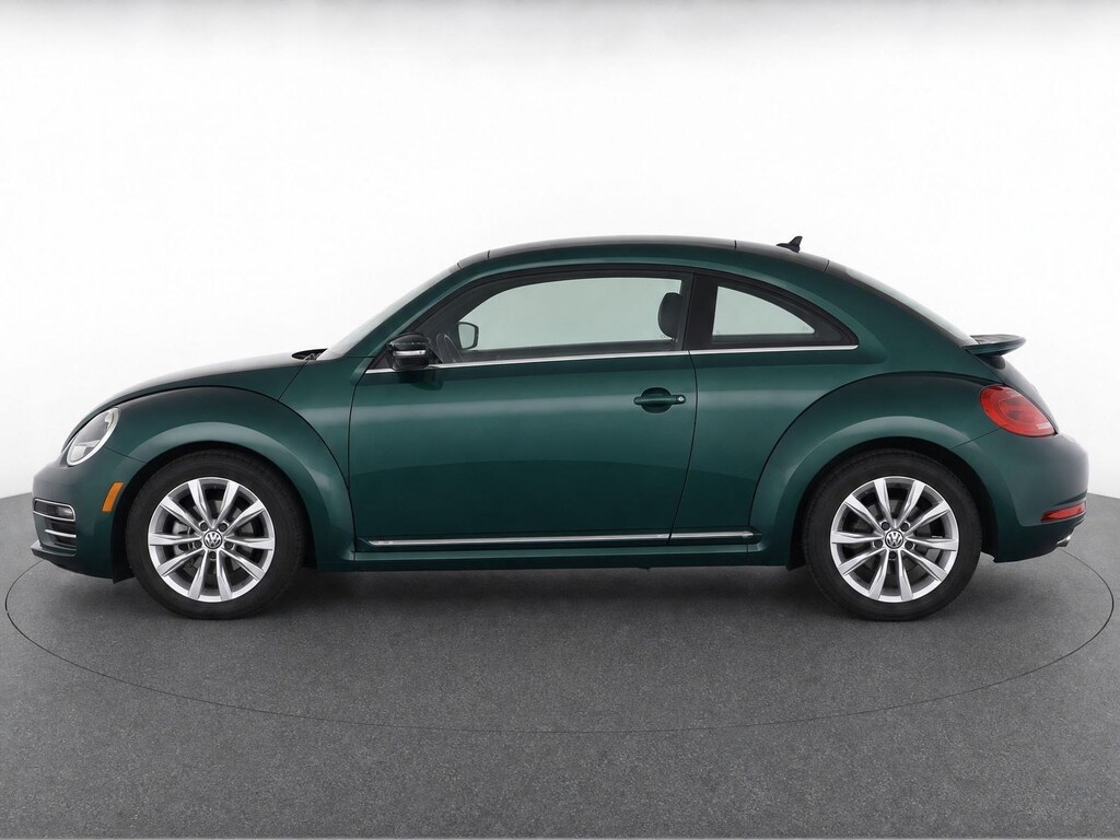 Used 2018 Volkswagen Beetle 2.0T SE Hatchback