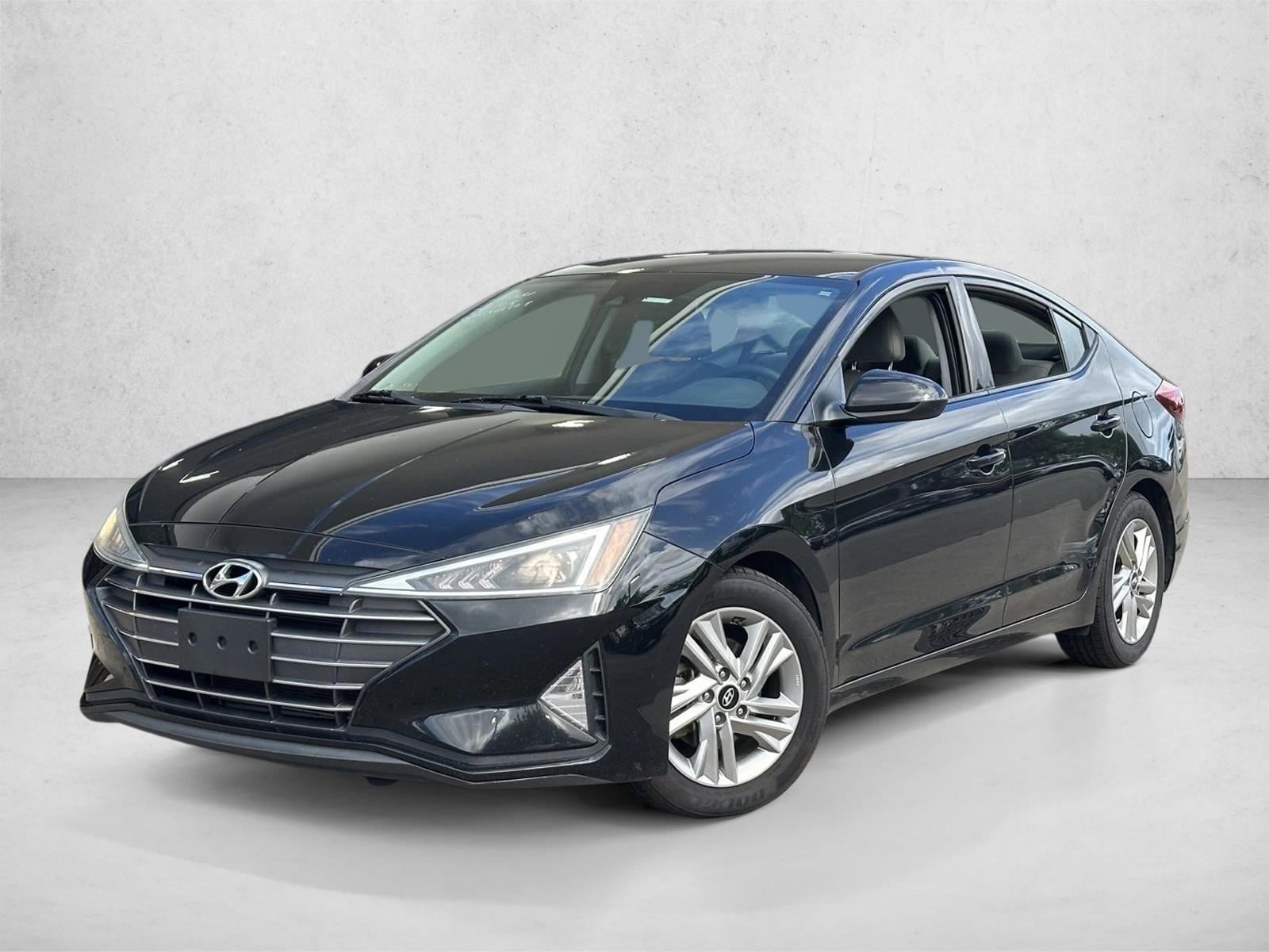 2020 Hyundai Elantra SEL's photo