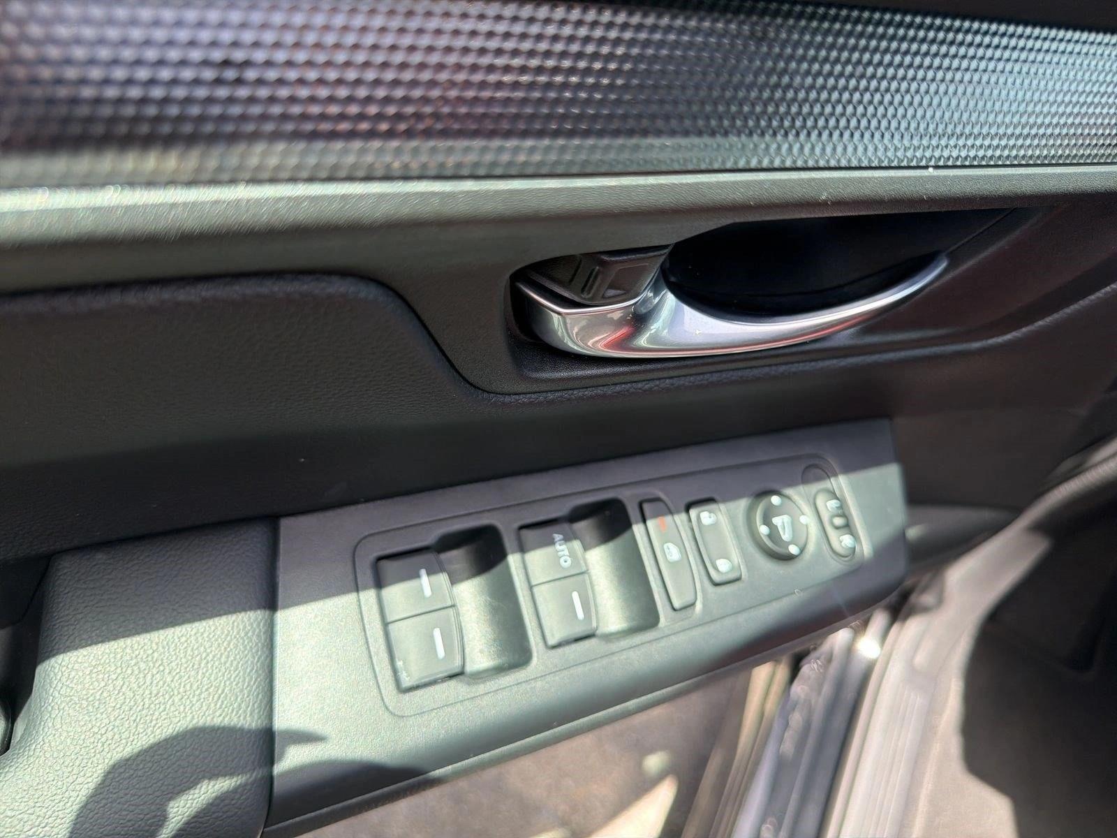 2026 Honda CR-V LX - Photo 12