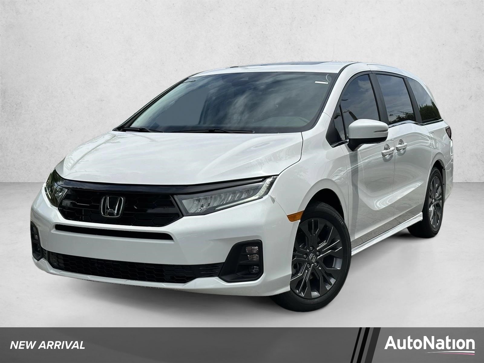 2026 Honda Odyssey Touring's photo