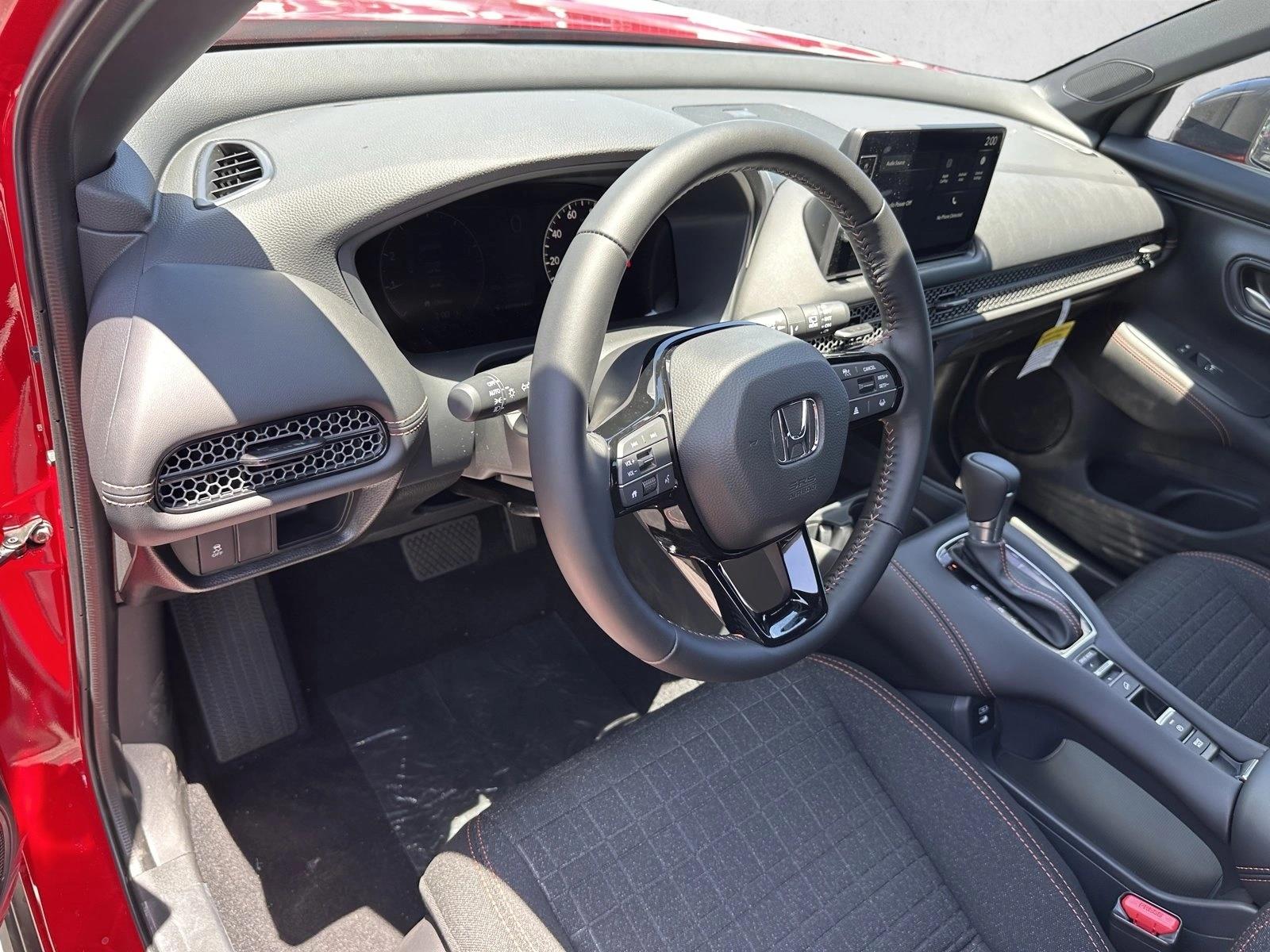 2026 Honda HR-V Sport photo 3