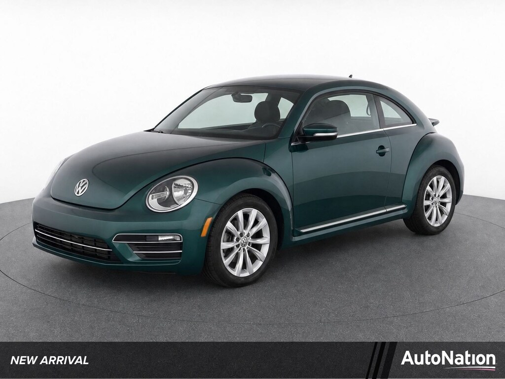 Used 2018 Volkswagen Beetle 2.0T SE Hatchback