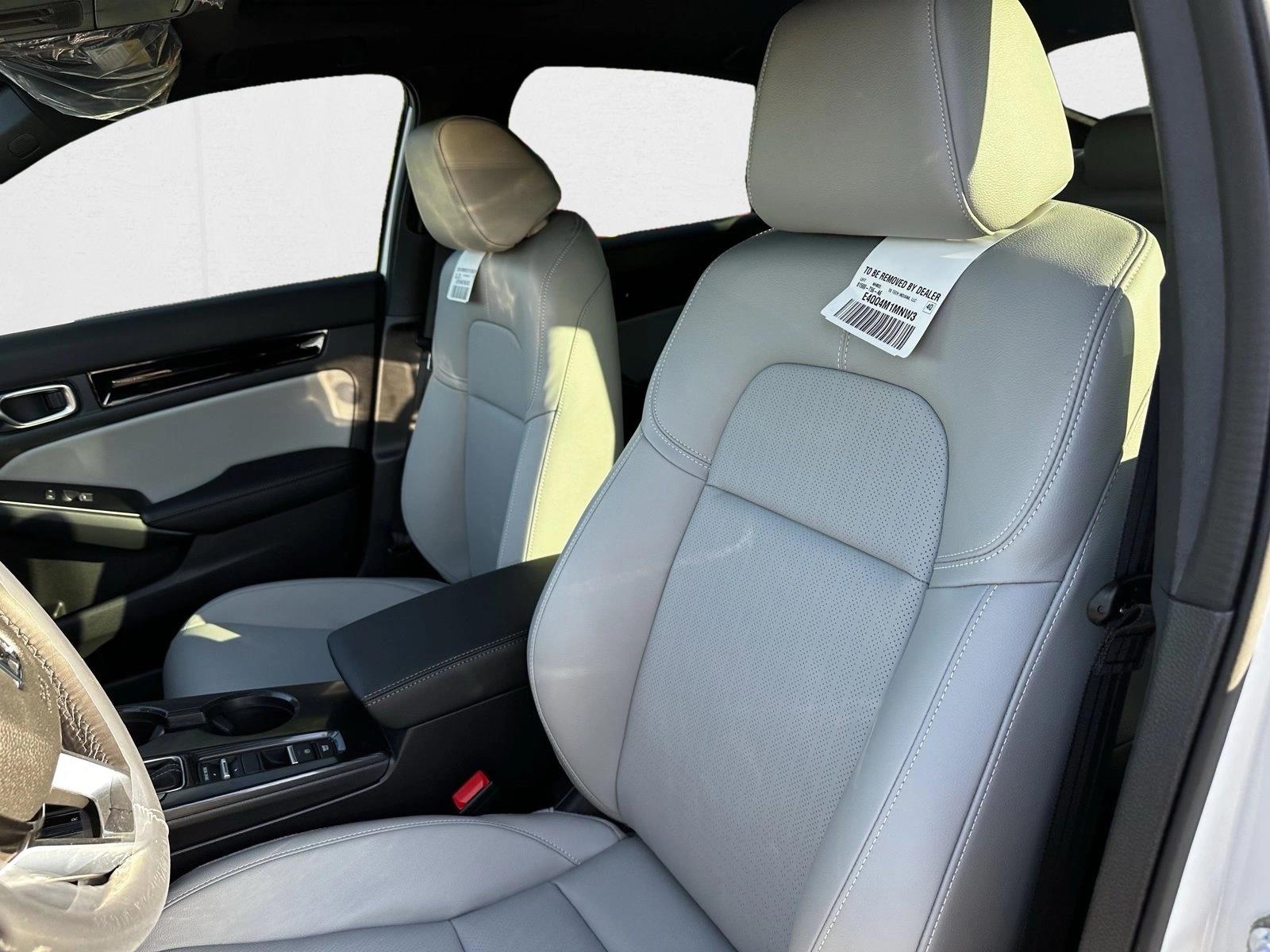 2025 Honda Civic Hybrid Sport Touring photo 4